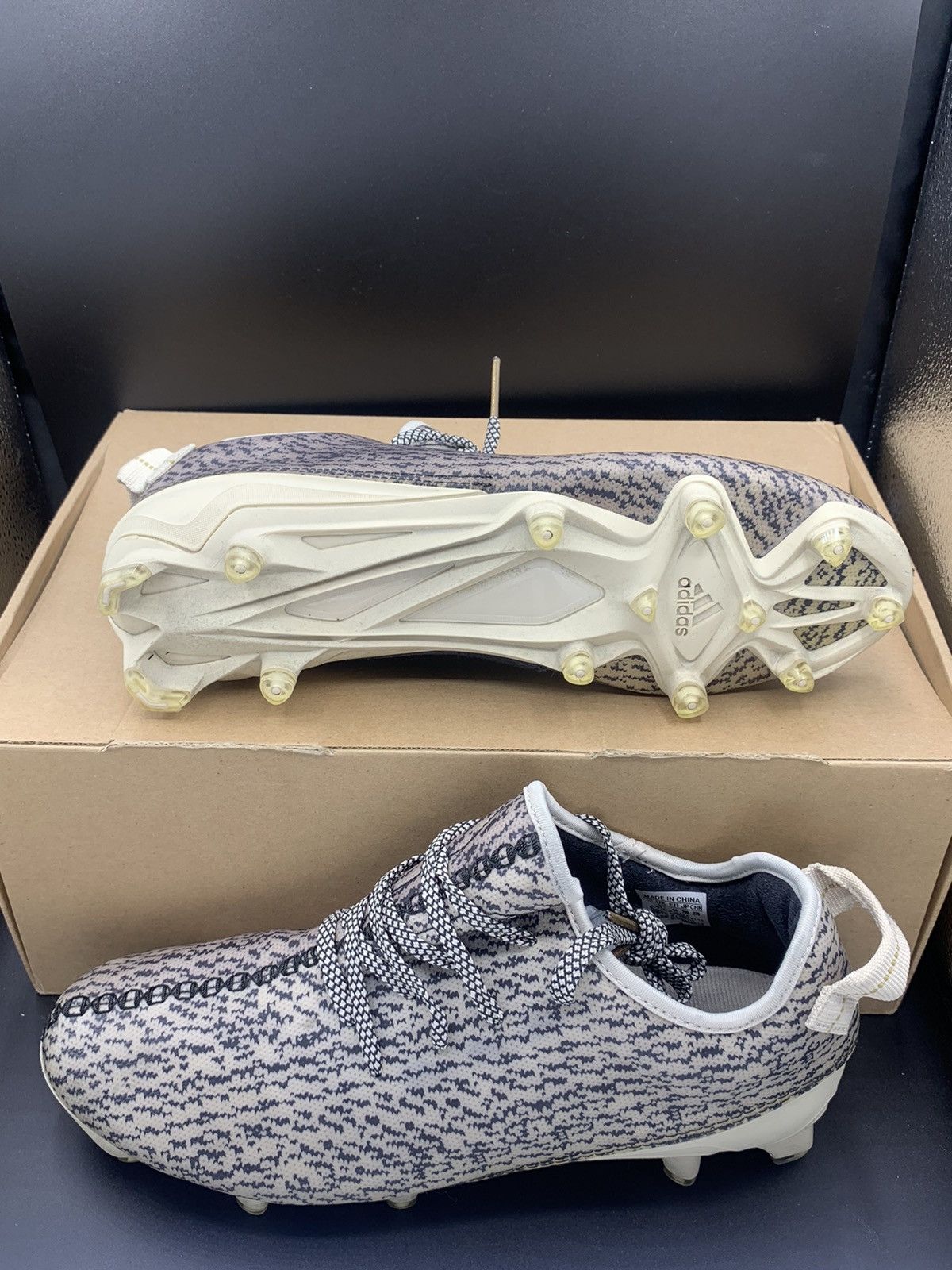 yeezy 350 cleat turtle dove