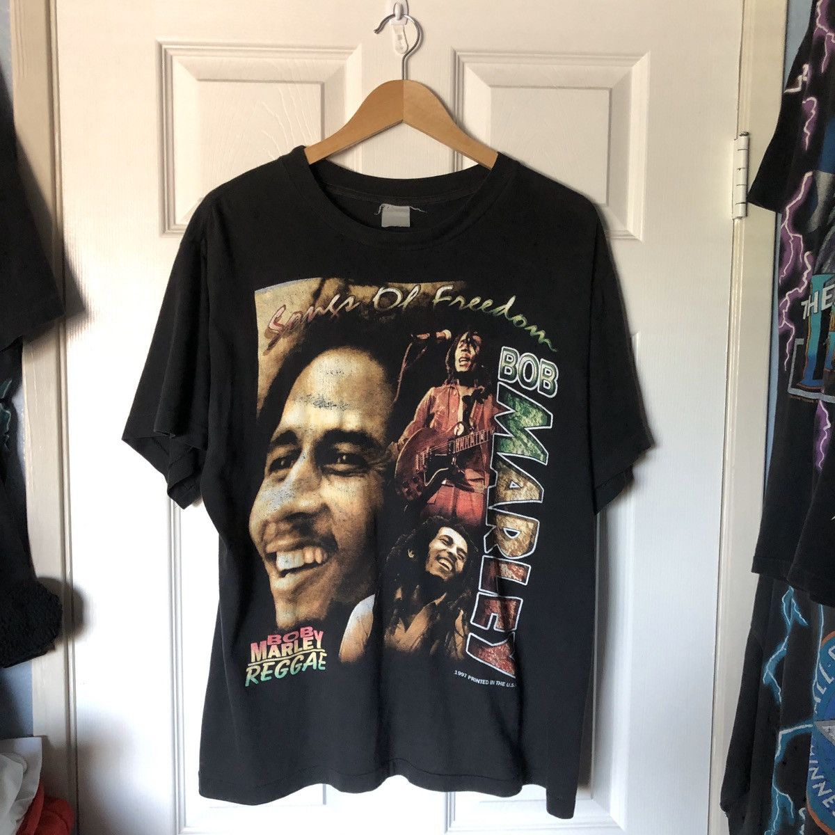 Bob Marley × Rap Tees × Vintage 1997 Bob Marley Who The Cap Fit Rasta ...
