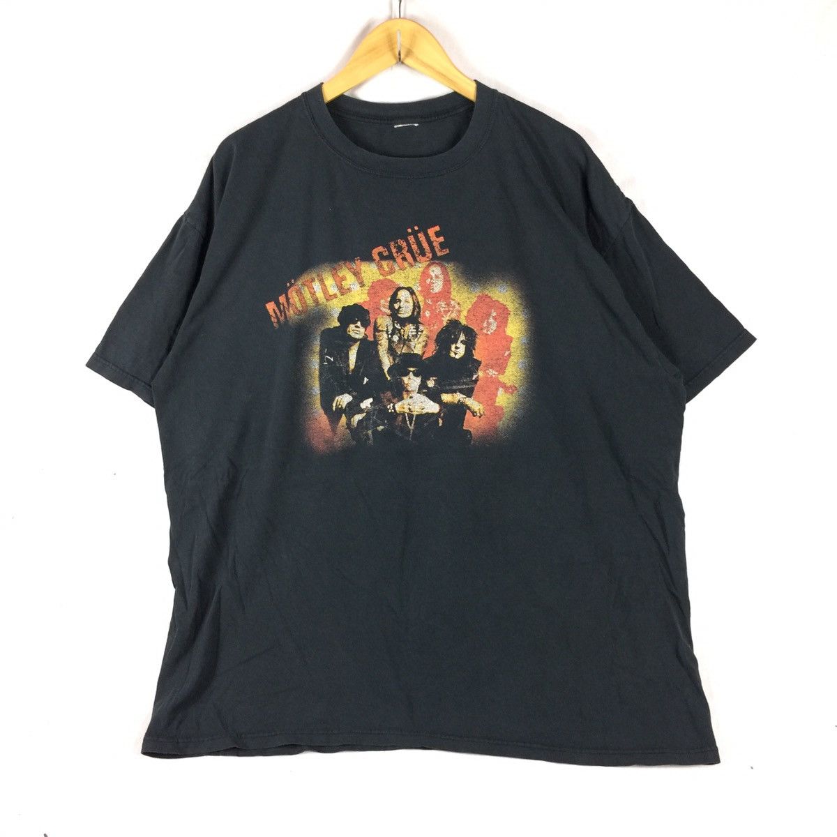 Motley Crue 'Vintage Punk Collage' (Nero) T-Shirt - NUOVO E UFFICIALE