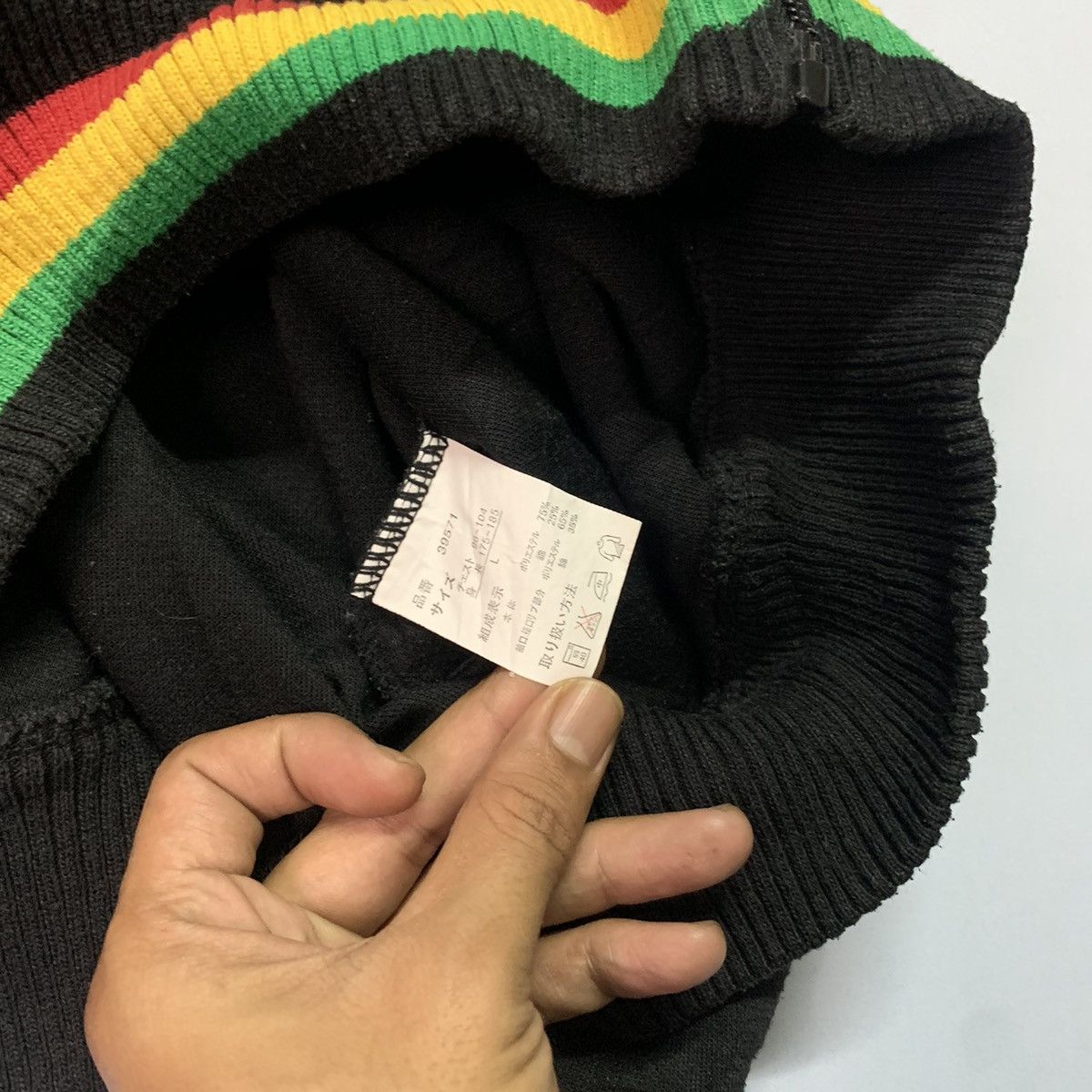 Japanese Brand × Vintage Vintage Marijuana Rasta Mania Small Logo Hoodie Sweater Size US L / EU 52-54 / 3 - 7 Thumbnail