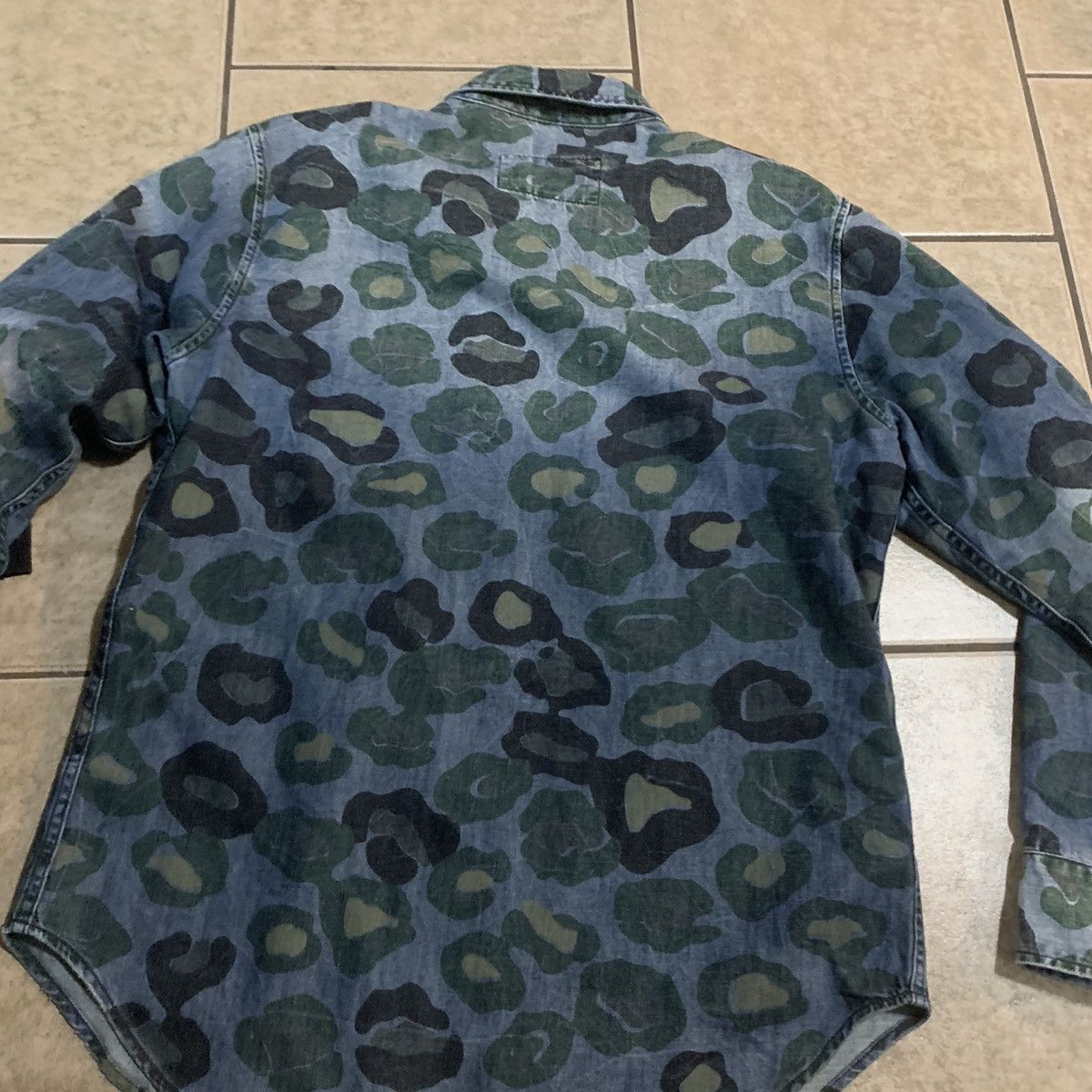 Zanerobe Zanerobe Leopard Spot Print Denim Clasp Up Shirt Blue Size US L / EU 52-54 / 3 - 3 Thumbnail