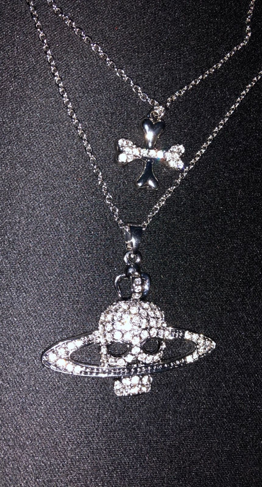 Vivienne Westwood 2 in 1 skull and cross necklace | Grailed