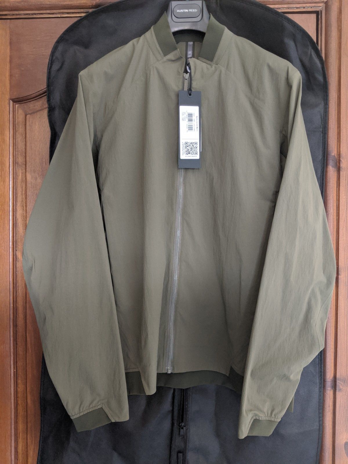 Arc'Teryx Veilance Veilance Nemis Bomber Jacket - Large - Loden - BNWT ...