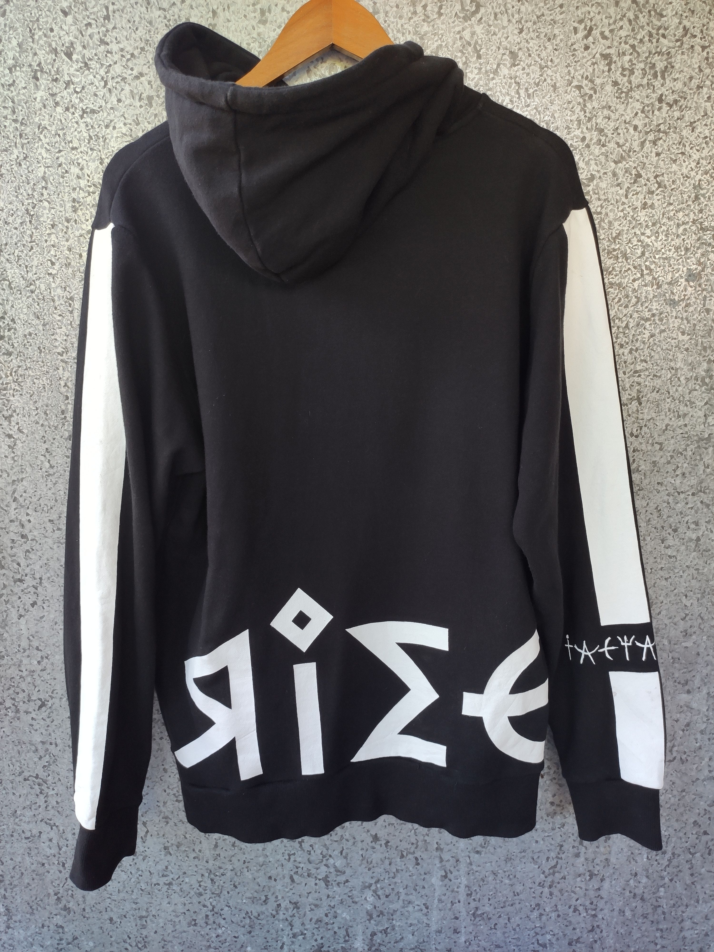 Band Tees Rise Tae Yang Hoodies kpop Size US L / EU 52-54 / 3 - 3 Thumbnail