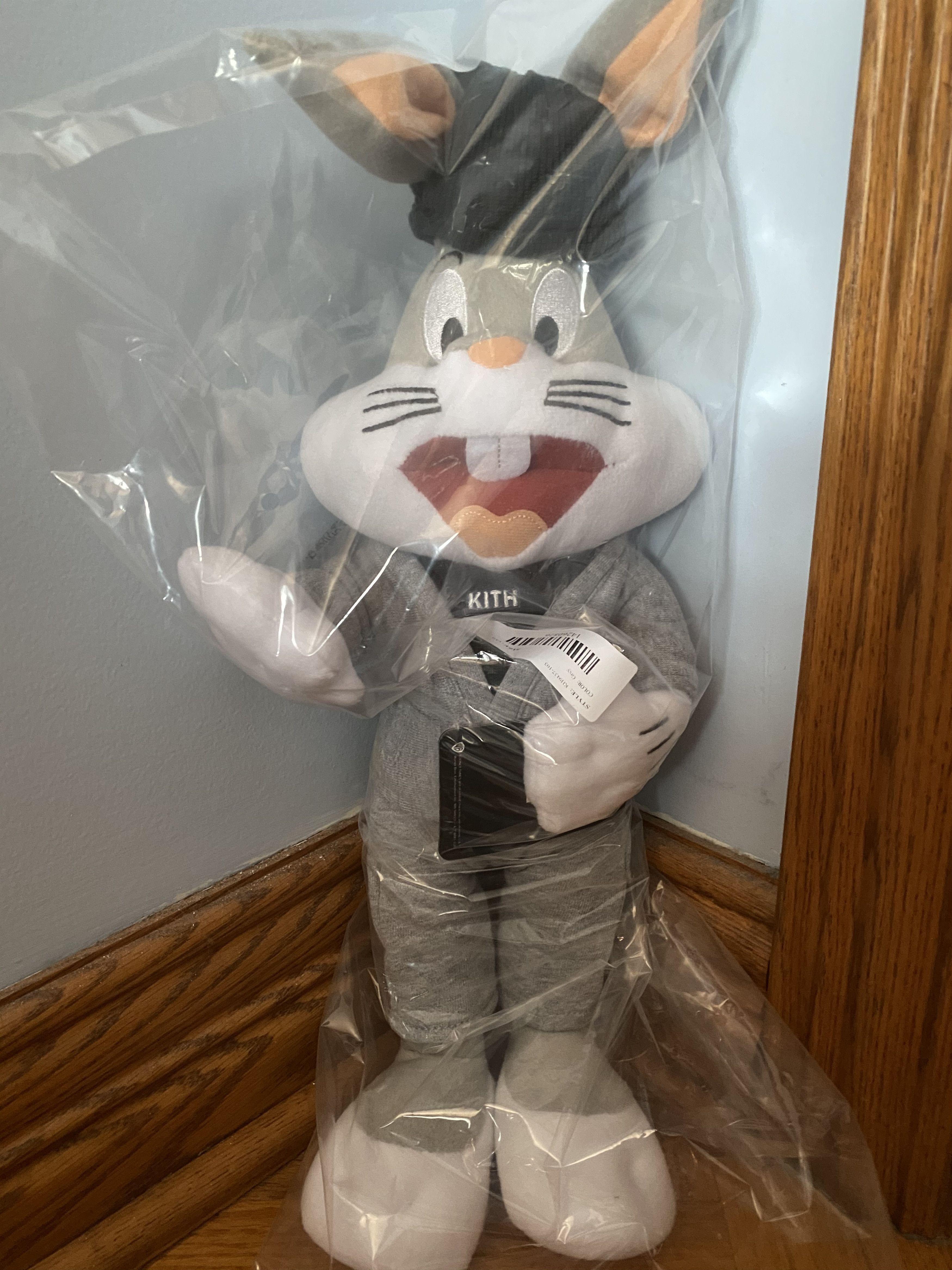 IN HAND - Kith x Looney Tunes Bug Bunny Plush - Accessories 