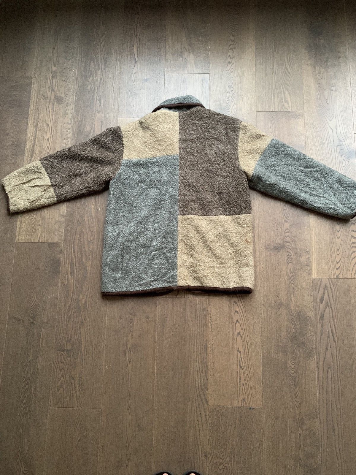 Japanese Brand × Junya Watanabe Patchwork Fleece Pocket Fur Overcoat jacket Size US M / EU 48-50 / 2 - 3 Thumbnail