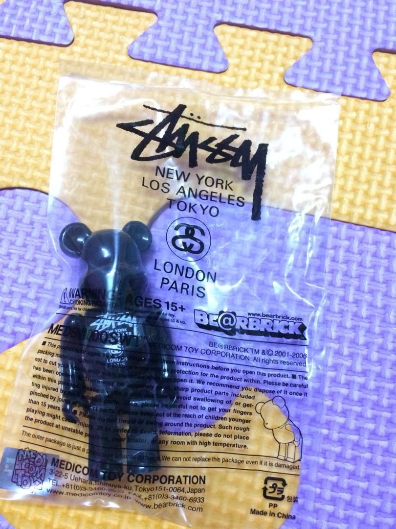 残り僅か 未開封 STUSSY 2006 WORLD TOUR 100% ベアブリック BE