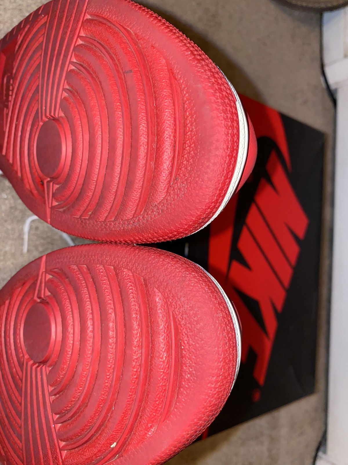 Jordan Brand Air Jordan 1 Retro High OG 2015 Chicago 2015 Size US 11 / EU 44 - 7 Thumbnail
