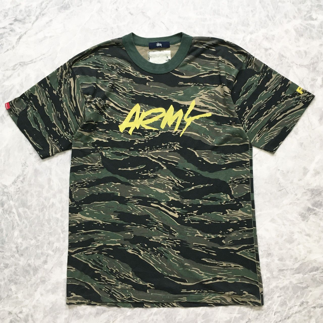 Futura × Stussy STUSSY FUTURA 2000 DESERT CAMO ARMY LOGO T-SHIRT 