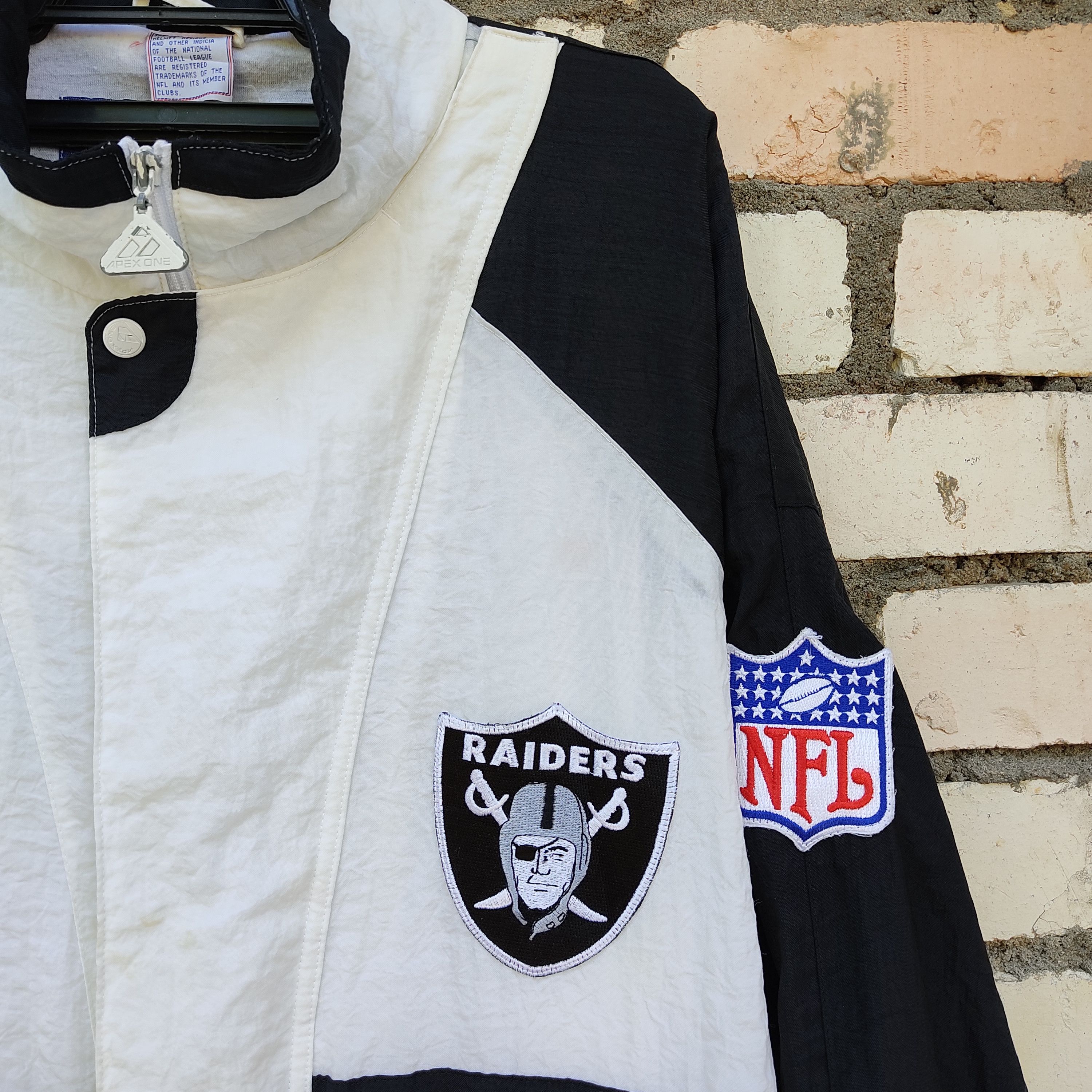 Apex One Vintage Apex One x Nfl x Raiders Size US XXL / EU 58 / 5 - 3 Thumbnail