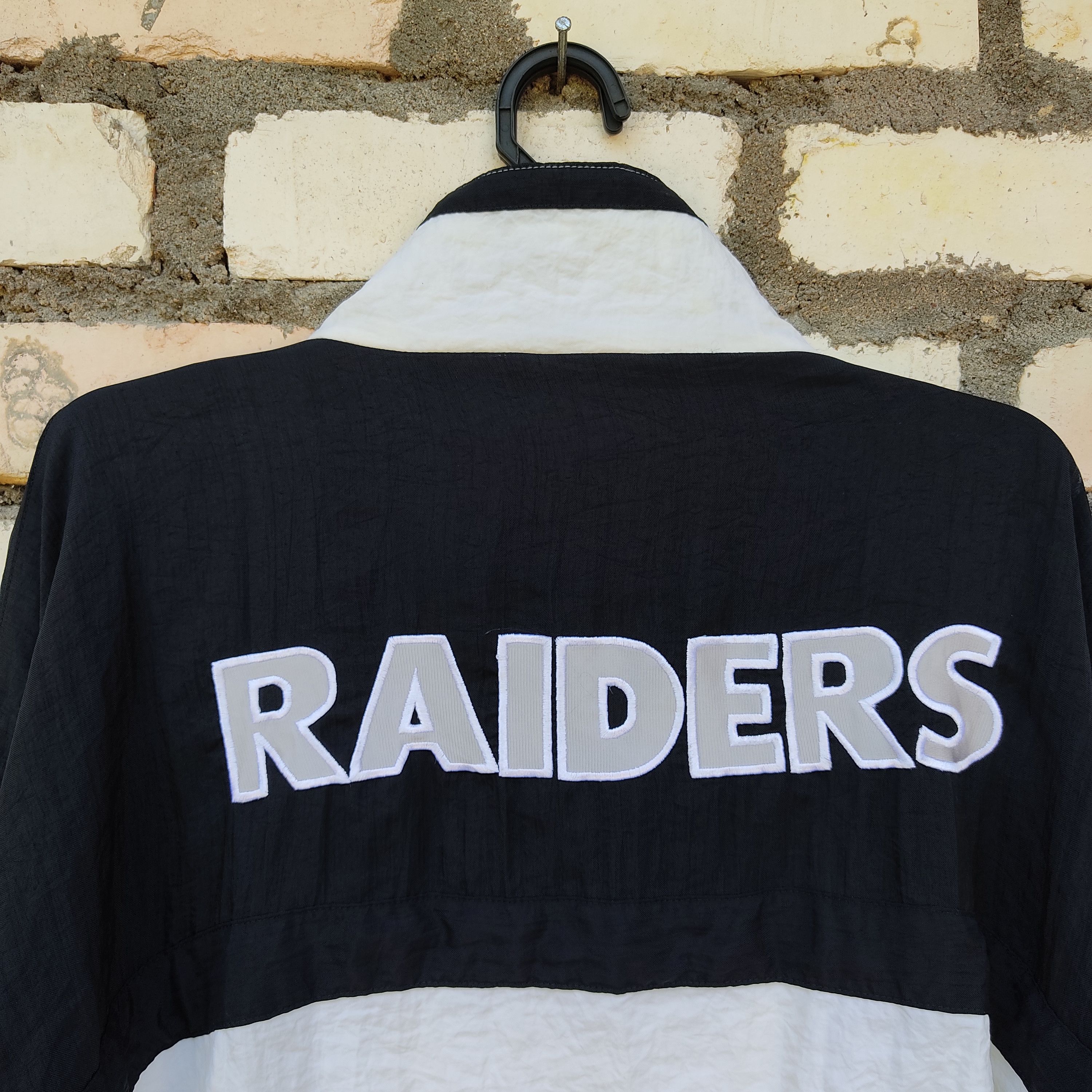 Apex One Vintage Apex One x Nfl x Raiders Size US XXL / EU 58 / 5 - 4 Thumbnail