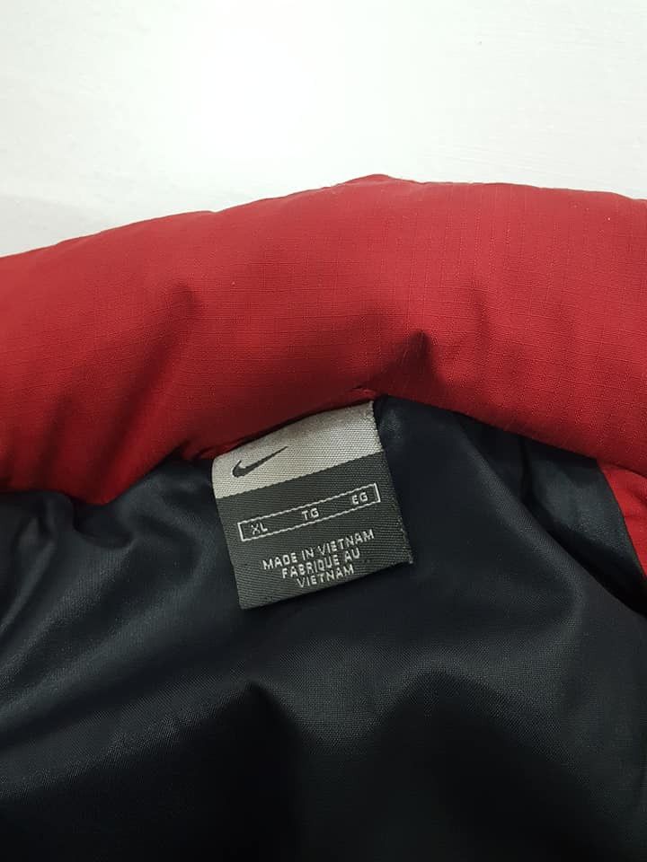Nike (MINT) Nike Swoosh Goose Down Puffer Winter Jacket Red Size US XL / EU 56 / 4 - 13 Thumbnail