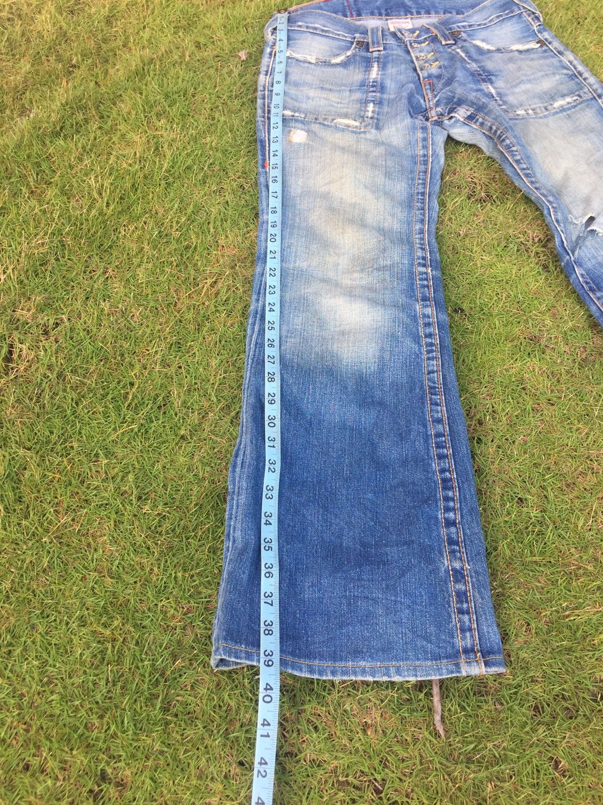 True Religion TRUE RELIGION JEANS MADE IN USA Size US 32 / EU 48 - 14 Thumbnail