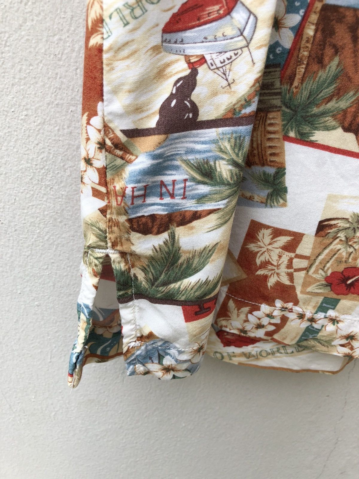 Vintage Japanese Hawaiian Shirt Dodgest Rayon Aloha Size US M / EU 48-50 / 2 - 9 Thumbnail