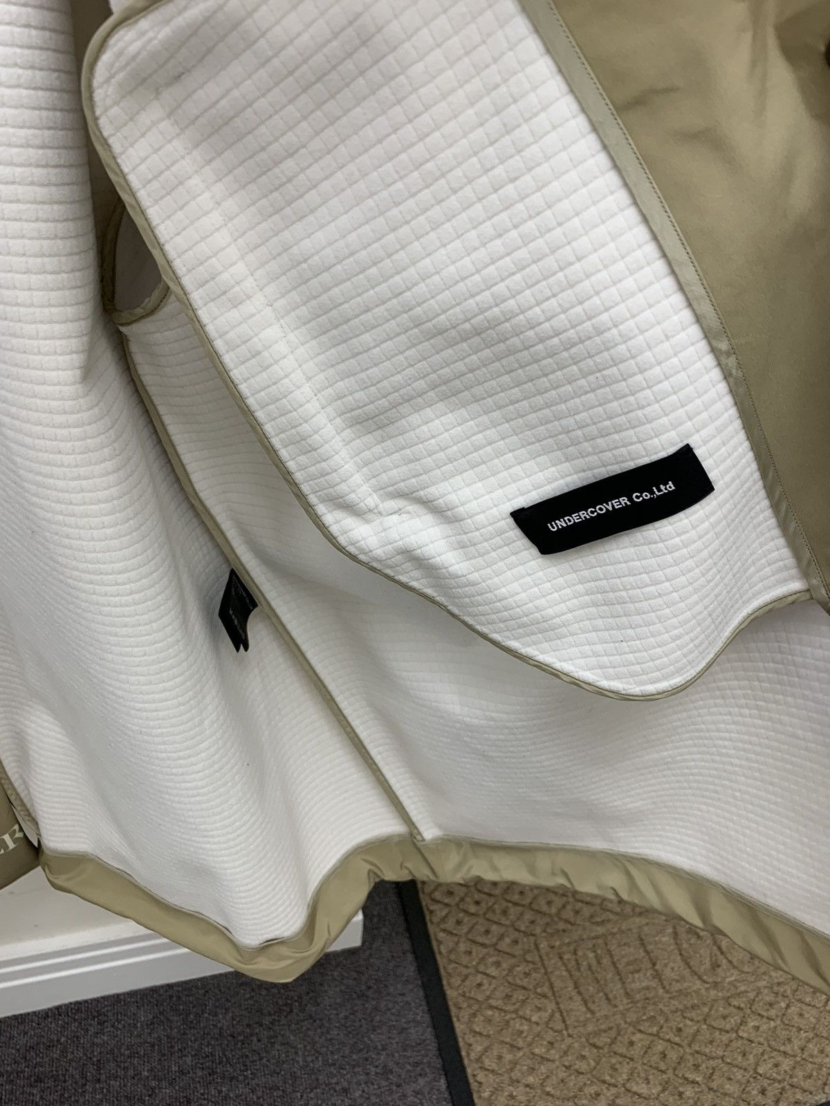 Undercover × Valentino Undercover x Valentino V Coat Size US M / EU 48-50 / 2 - 3 Thumbnail