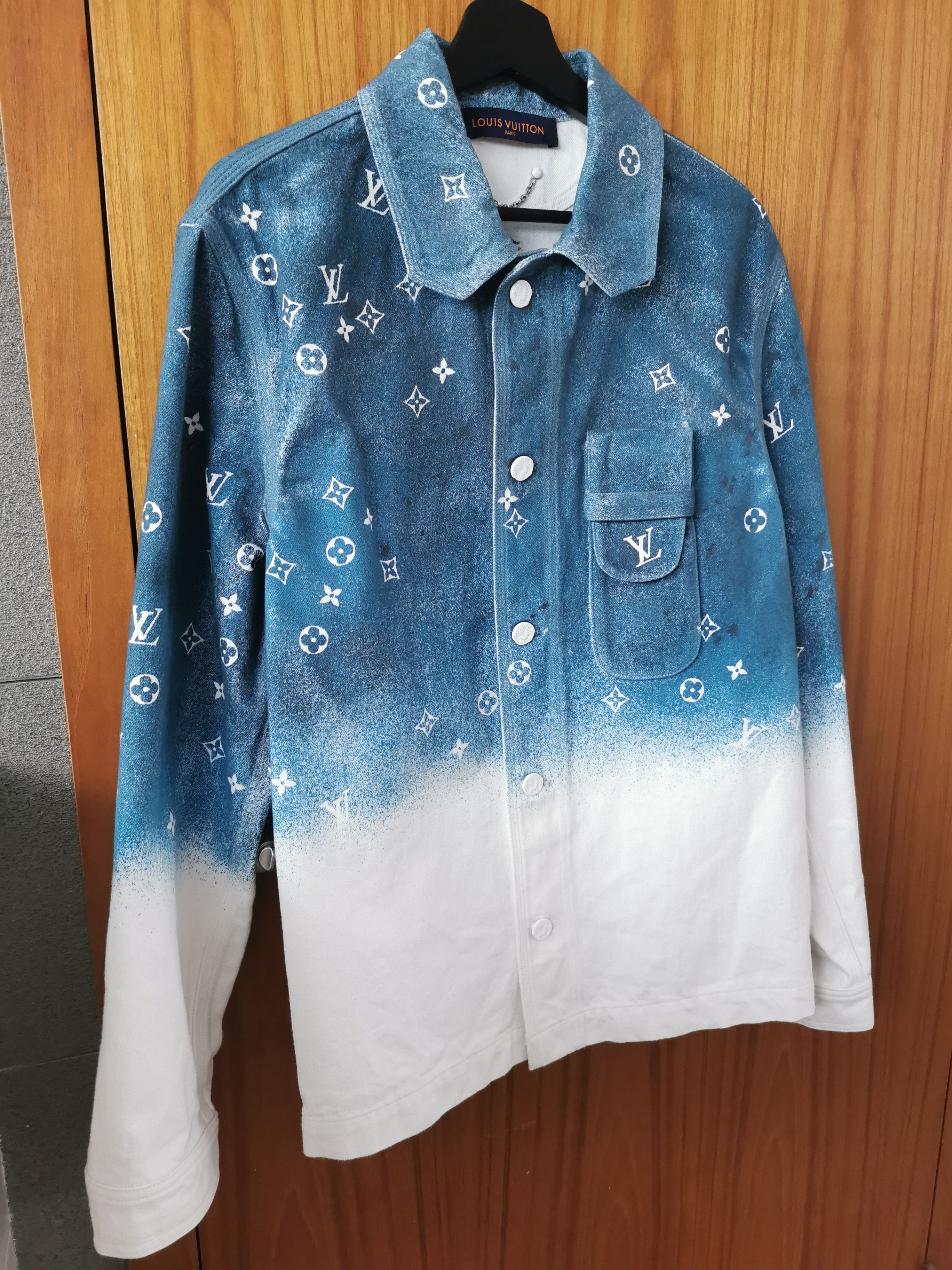 Louis Vuitton SS20 Handpainted Monogram Degrade Denim Over/Workshirt Size US XS / EU 42 / 0 - 2 Thumbnail