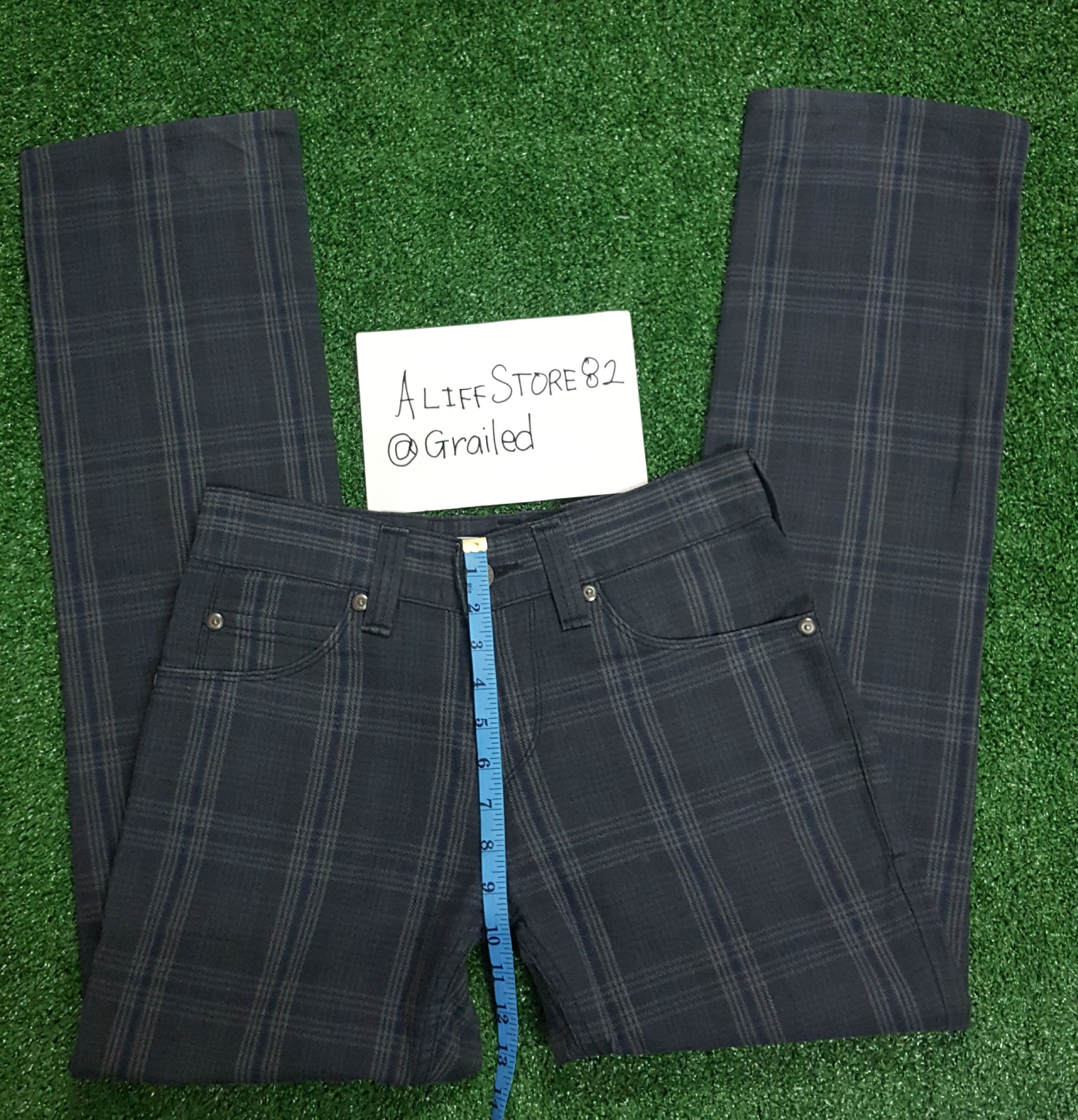 Levi's Vintage Clothing 📍LastDrop📍Vintage Levi's Lot 511 Slim Fit Plaid Pants Size US 30 / EU 46 - 4 Thumbnail