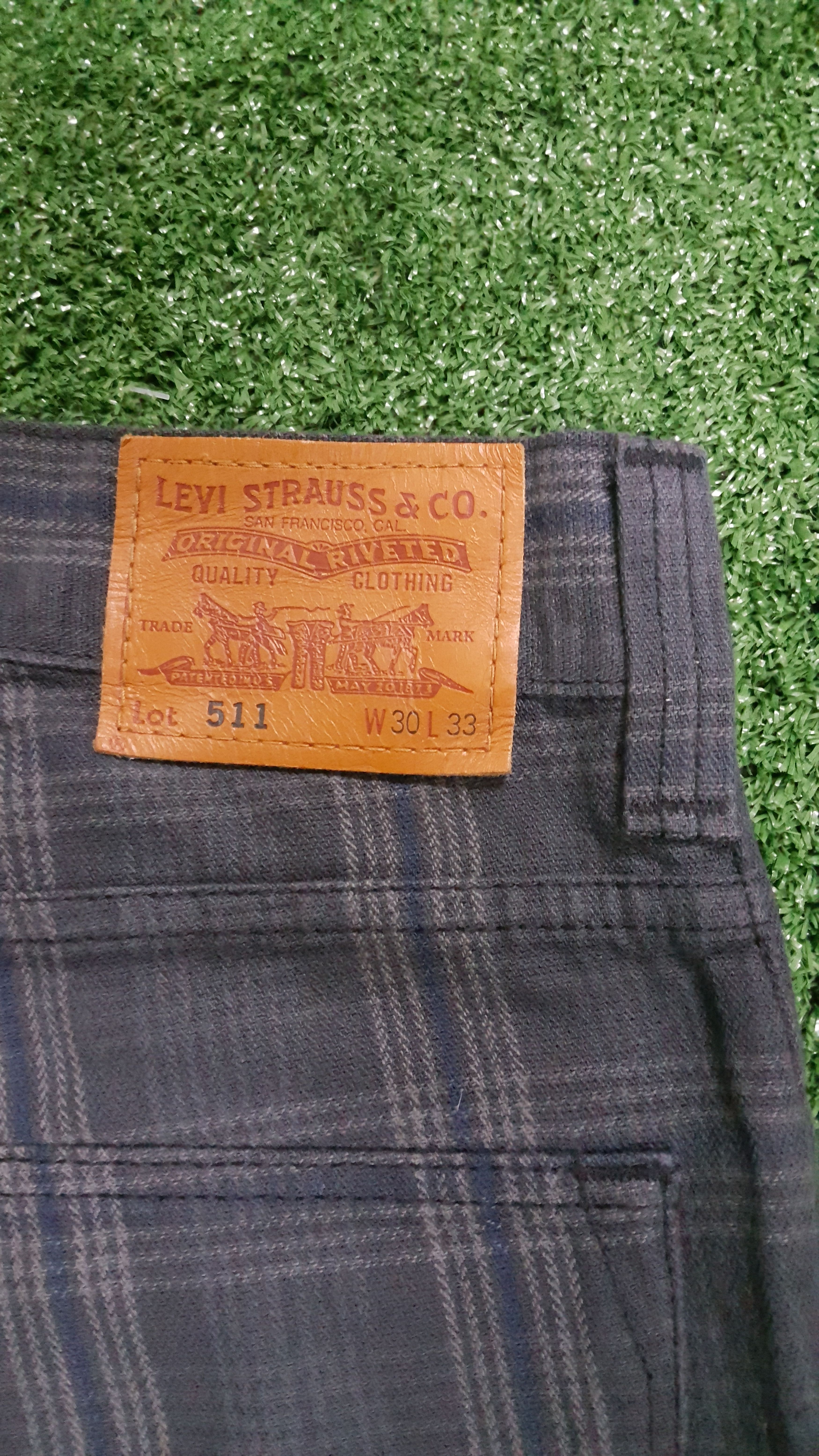 Levi's Vintage Clothing 📍LastDrop📍Vintage Levi's Lot 511 Slim Fit Plaid Pants Size US 30 / EU 46 - 11 Thumbnail