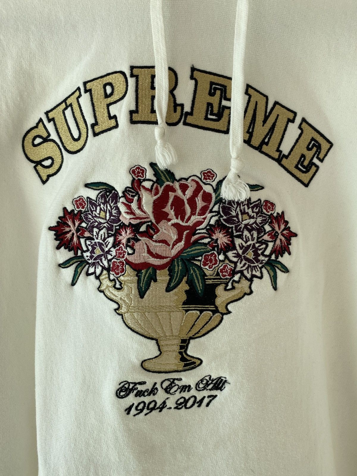 Supreme Centerpiece Hoodie Size US M / EU 48-50 / 2 - 2 Thumbnail