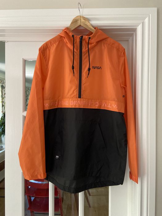 Vans best sale anorak nasa