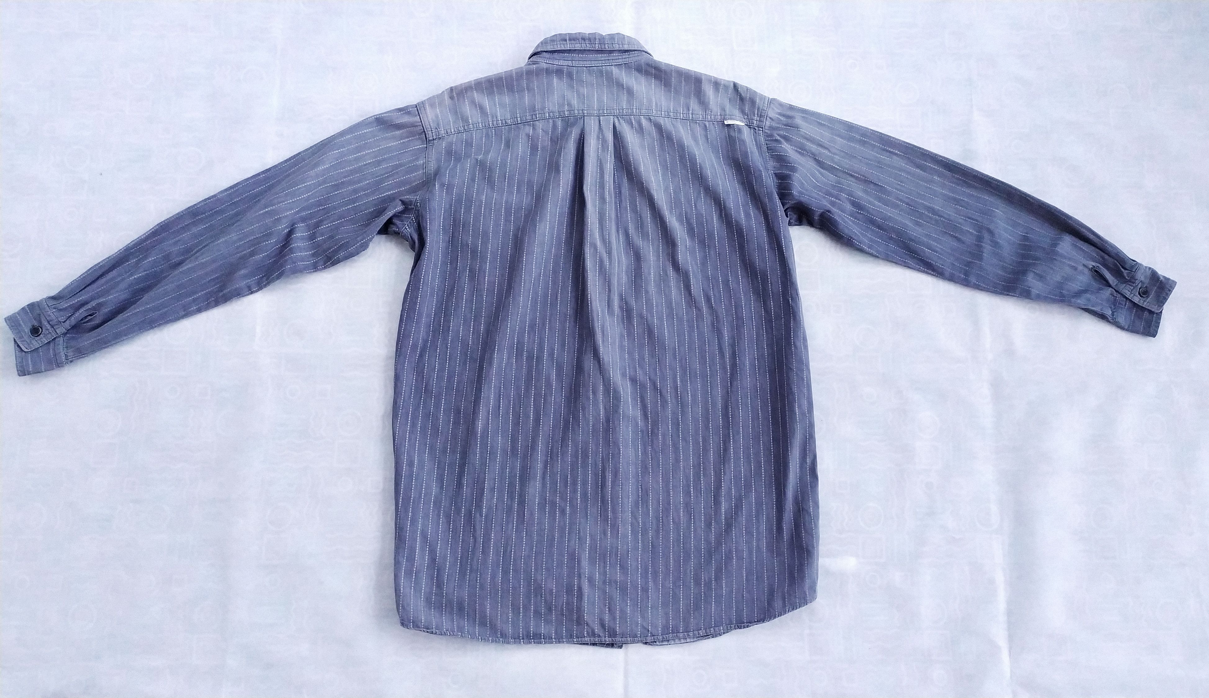 Japanese Brand Distressed Neighborhood Button Up Shirt size M oversize Size US M / EU 48-50 / 2 - 4 Thumbnail