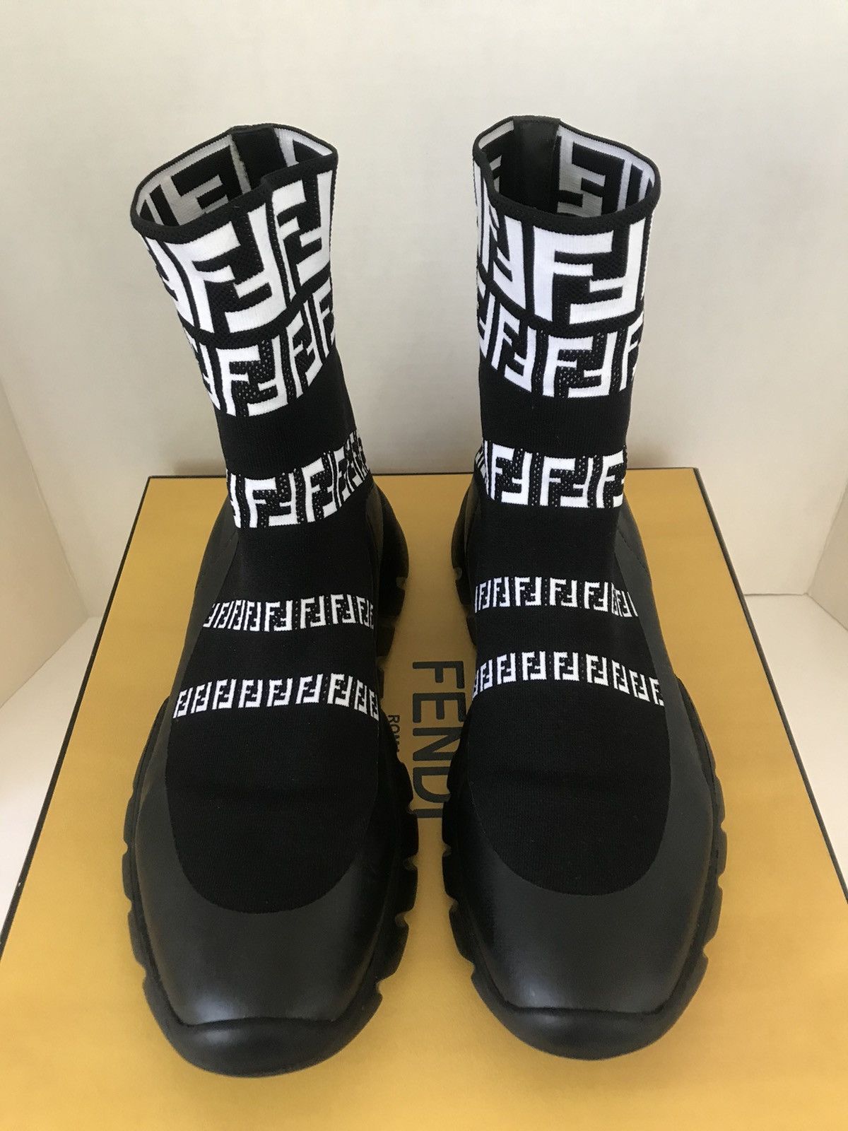 Fendi Forever Mens Black & White “FF” Logo Sock Sneaker