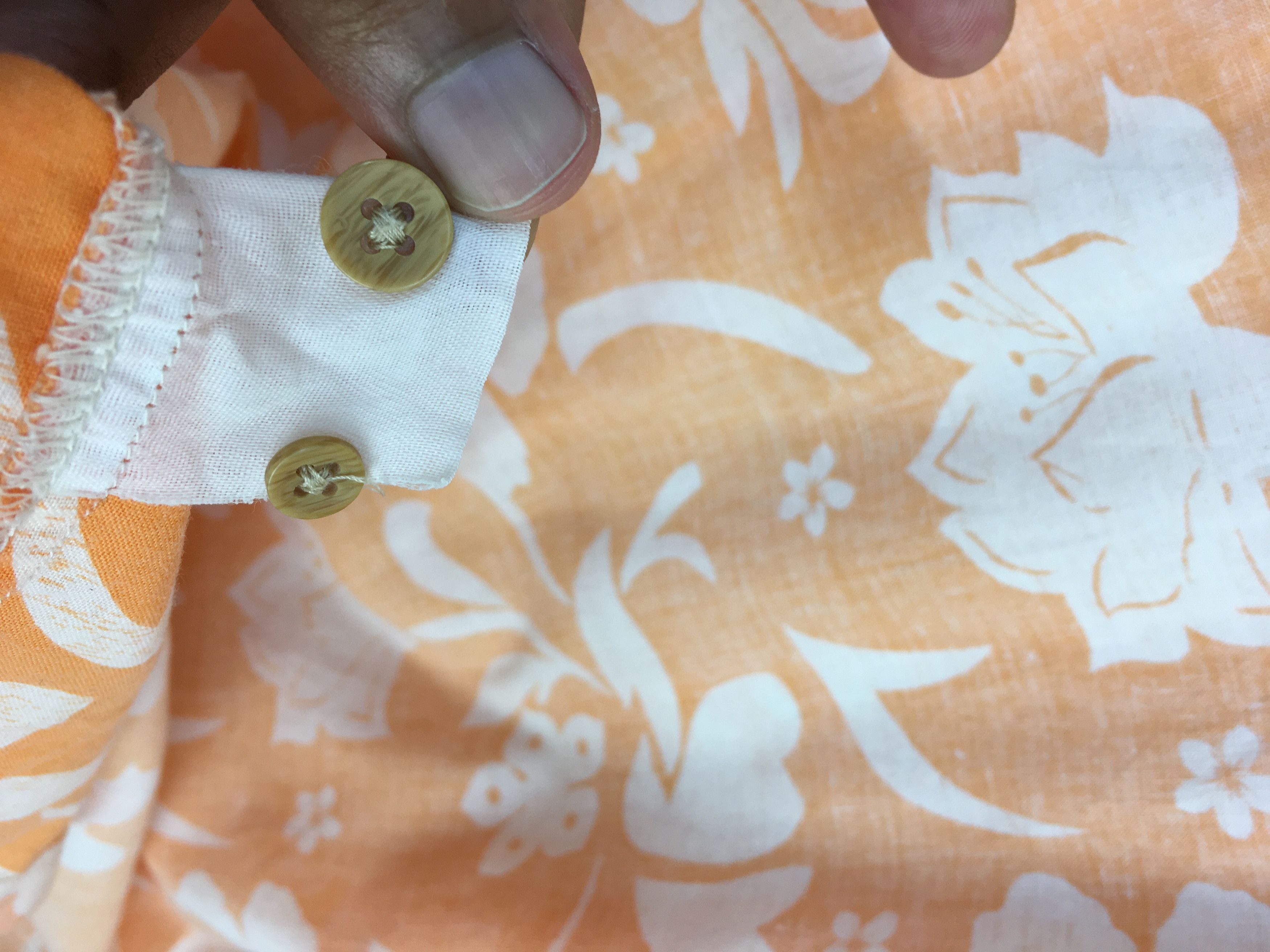 Japanese Brand Vintage EQUATORIAL ISLAND Reverse Print Hawaiian Shirt Size US M / EU 48-50 / 2 - 9 Thumbnail