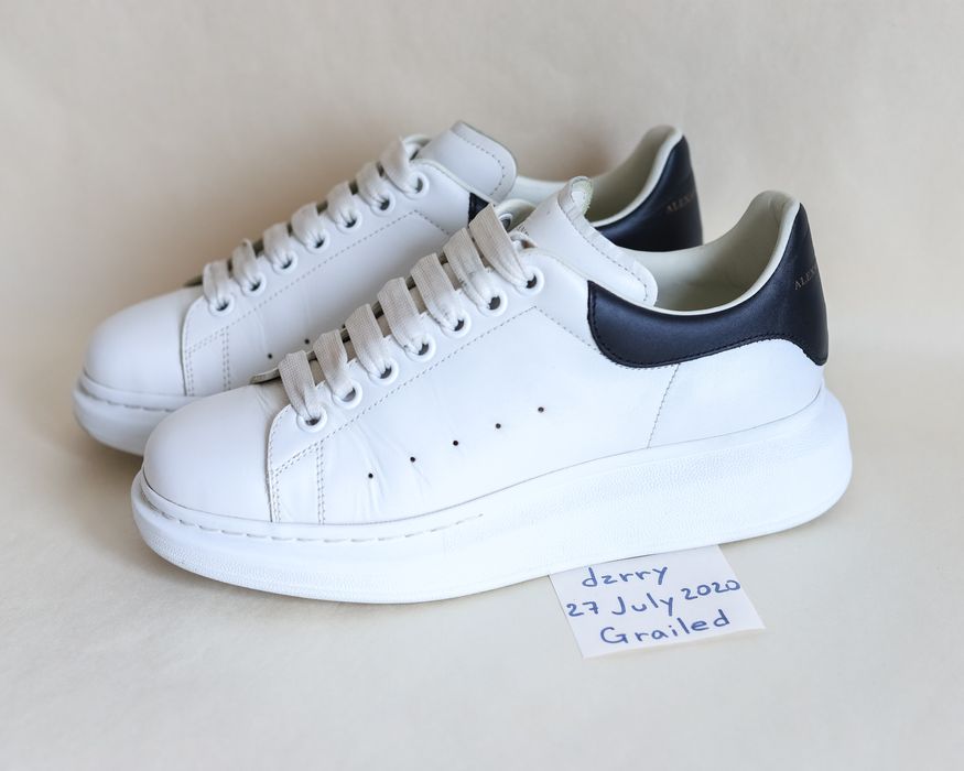 Alexander McQueen Alexander McQueen Oversized Sneaker Paint Dipped