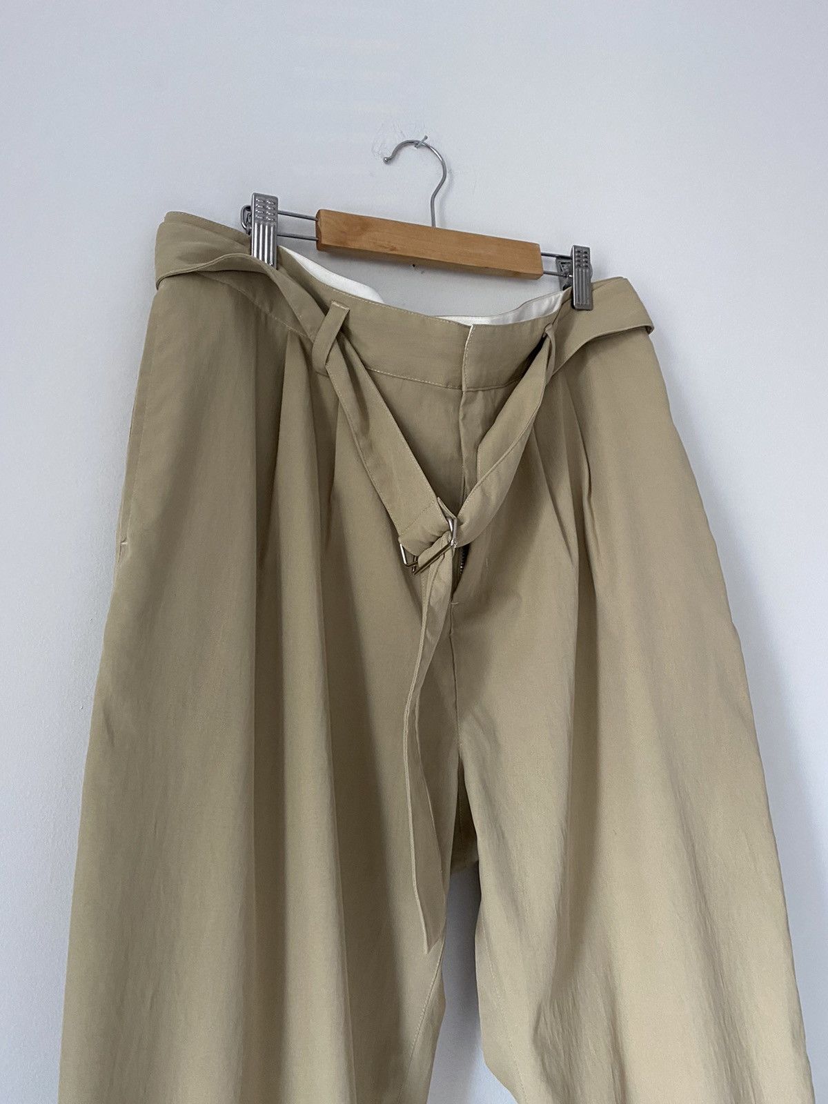 Totokaelo Archive NWT Totokaelo Archive Tan Belted Trousers 32 Size US 32 / EU 48 - 2 Thumbnail