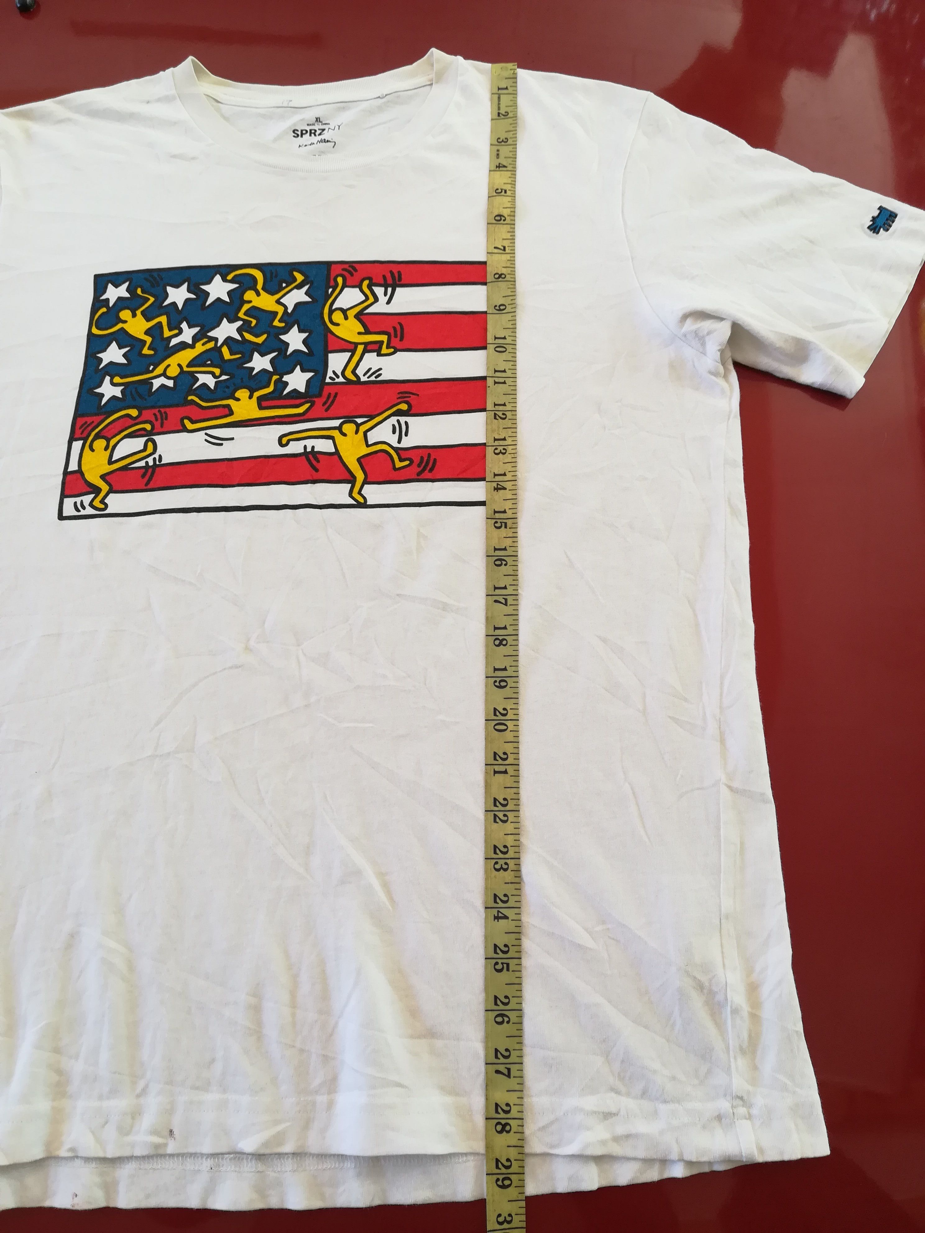 Keith Haring × Uniqlo Keith Haring USA Flag Tee Size US L / EU 52-54 / 3 - 5 Thumbnail
