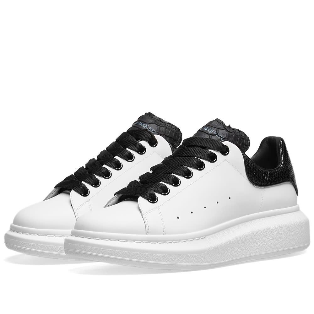 Alexander McQueen Alexander McQueen Oversized Sneaker Size US 11 / EU 44 - 1 Thumbnail