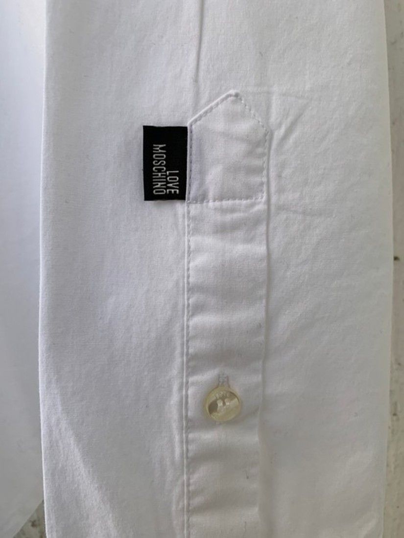 Embroidered Skull Logo shirt