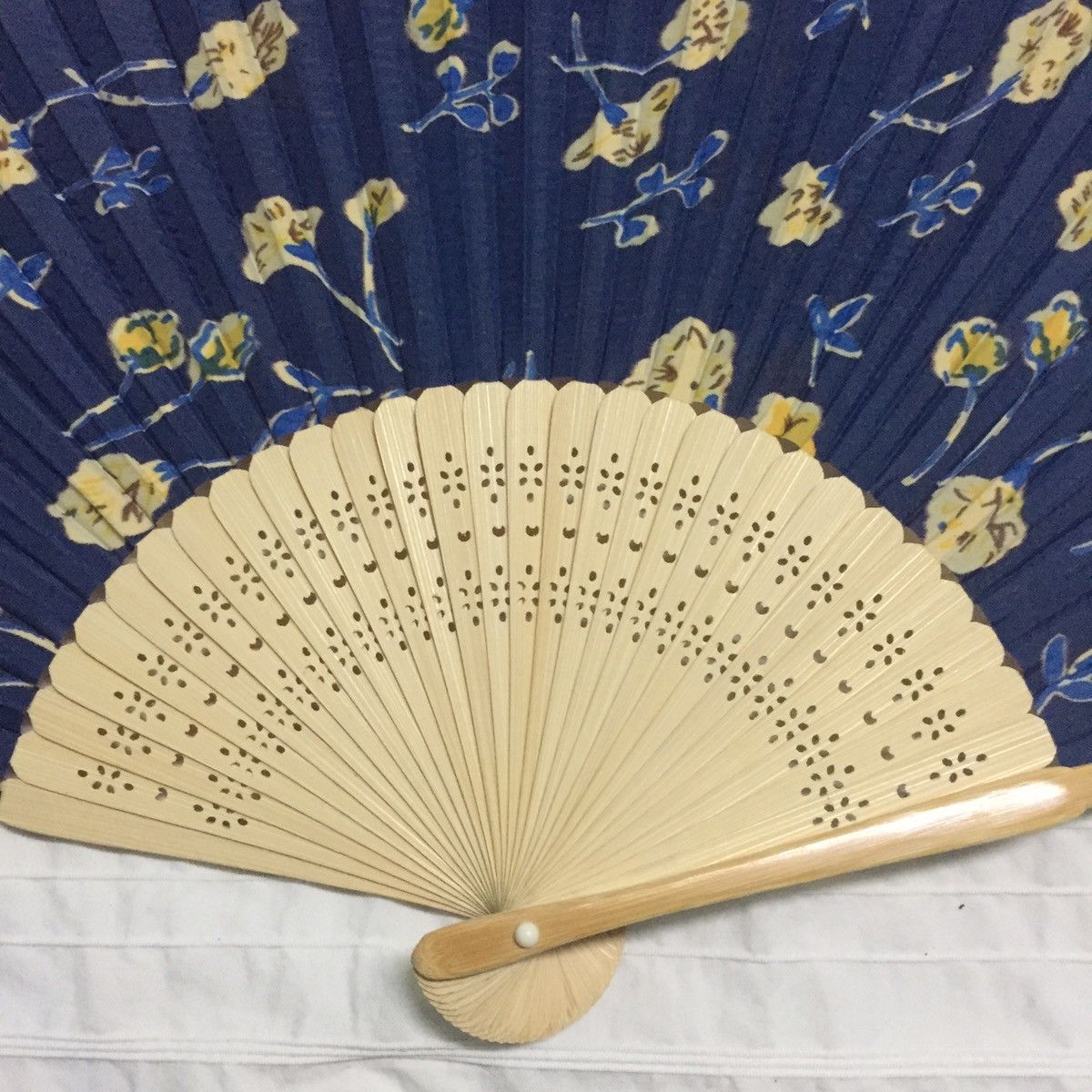 Japanese Brand Traditional Japanese Hand Paper Fan Size ONE SIZE - 6 Thumbnail