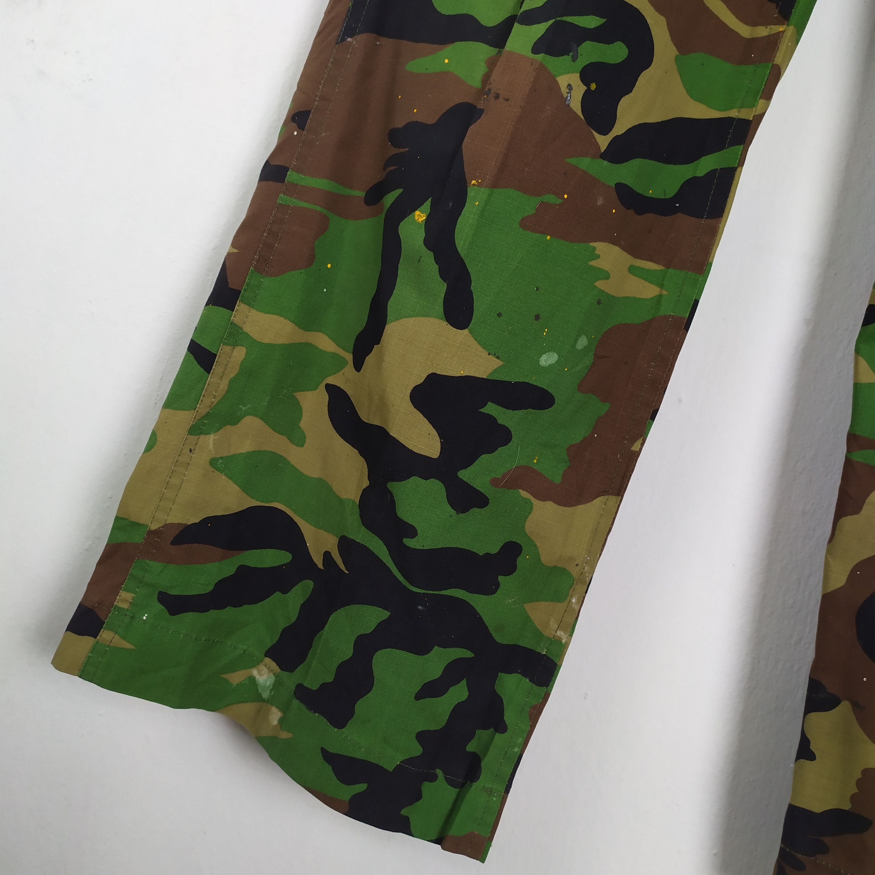 Other Vintage Japan Camo Cargo Pants Size US 29 - 8 Thumbnail