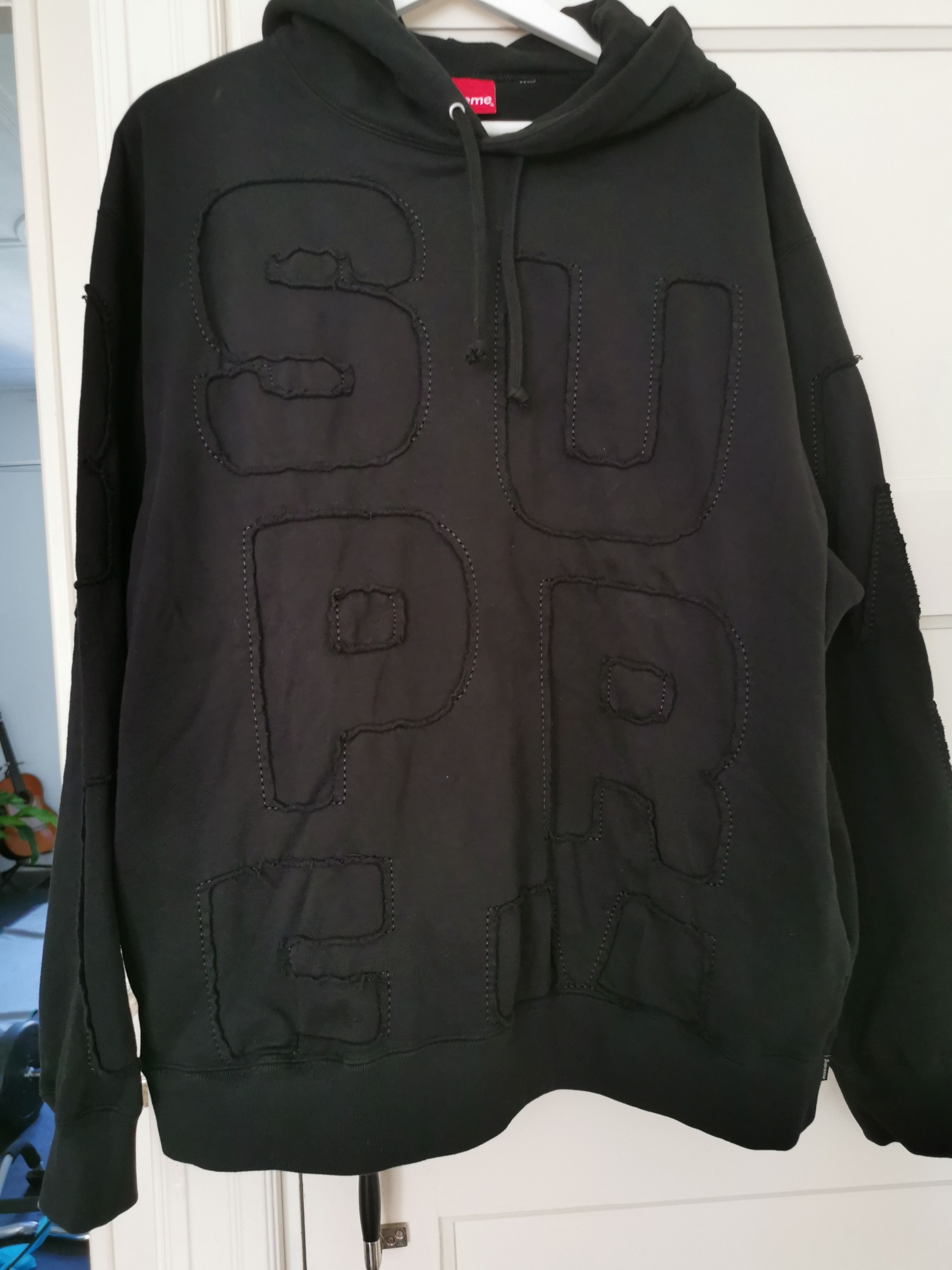 Supreme cutout letters online hoodie