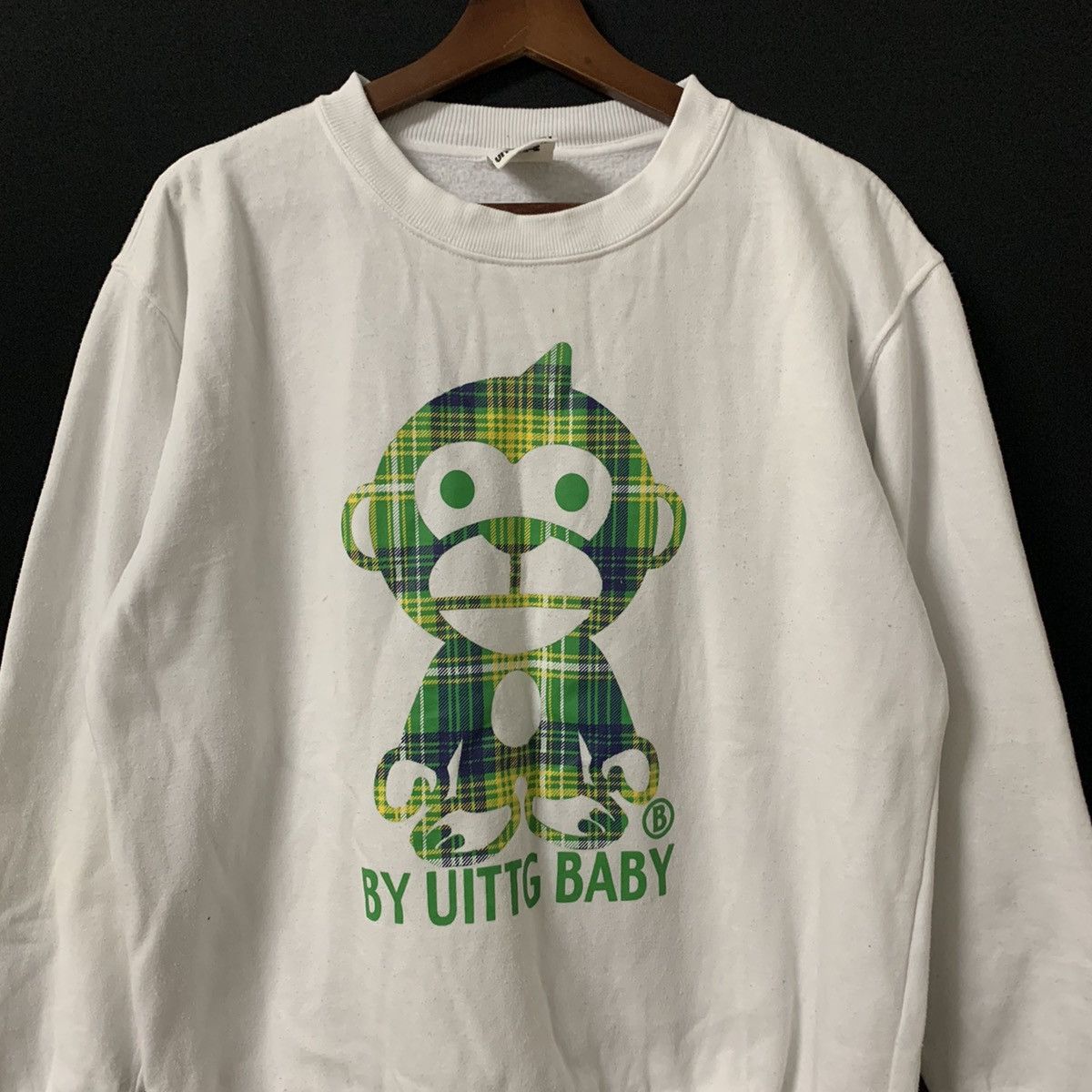 Other Vintage UITTG Baby Big Logo Hyper Primates Crewneck Sweater Size US L / EU 52-54 / 3 - 2 Thumbnail