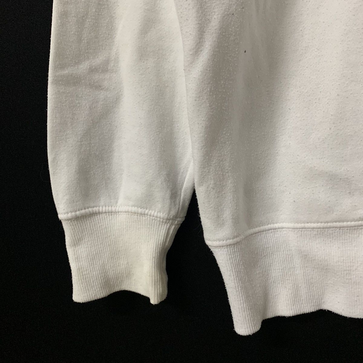 Other Vintage UITTG Baby Big Logo Hyper Primates Crewneck Sweater Size US L / EU 52-54 / 3 - 3 Thumbnail