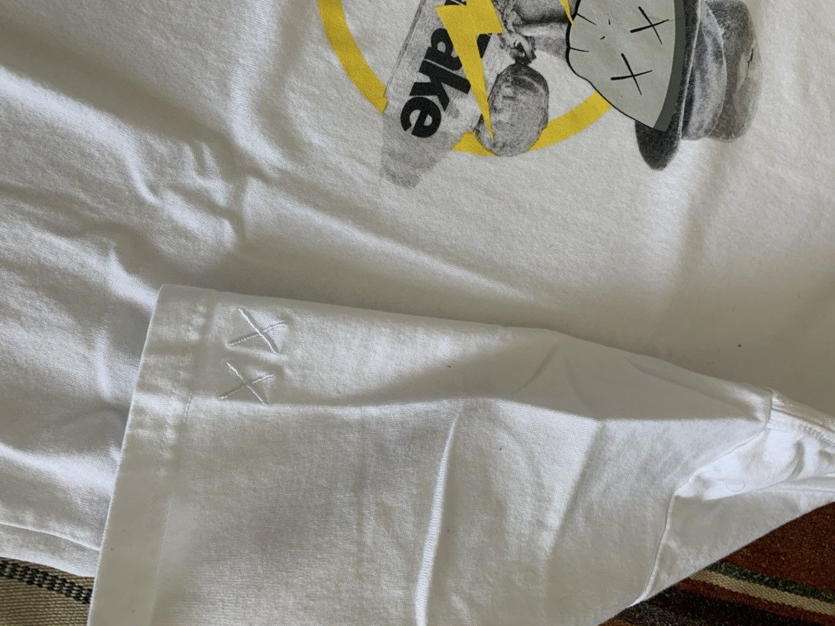 Originalfake Kaws x Fragment design new rare XL size 4