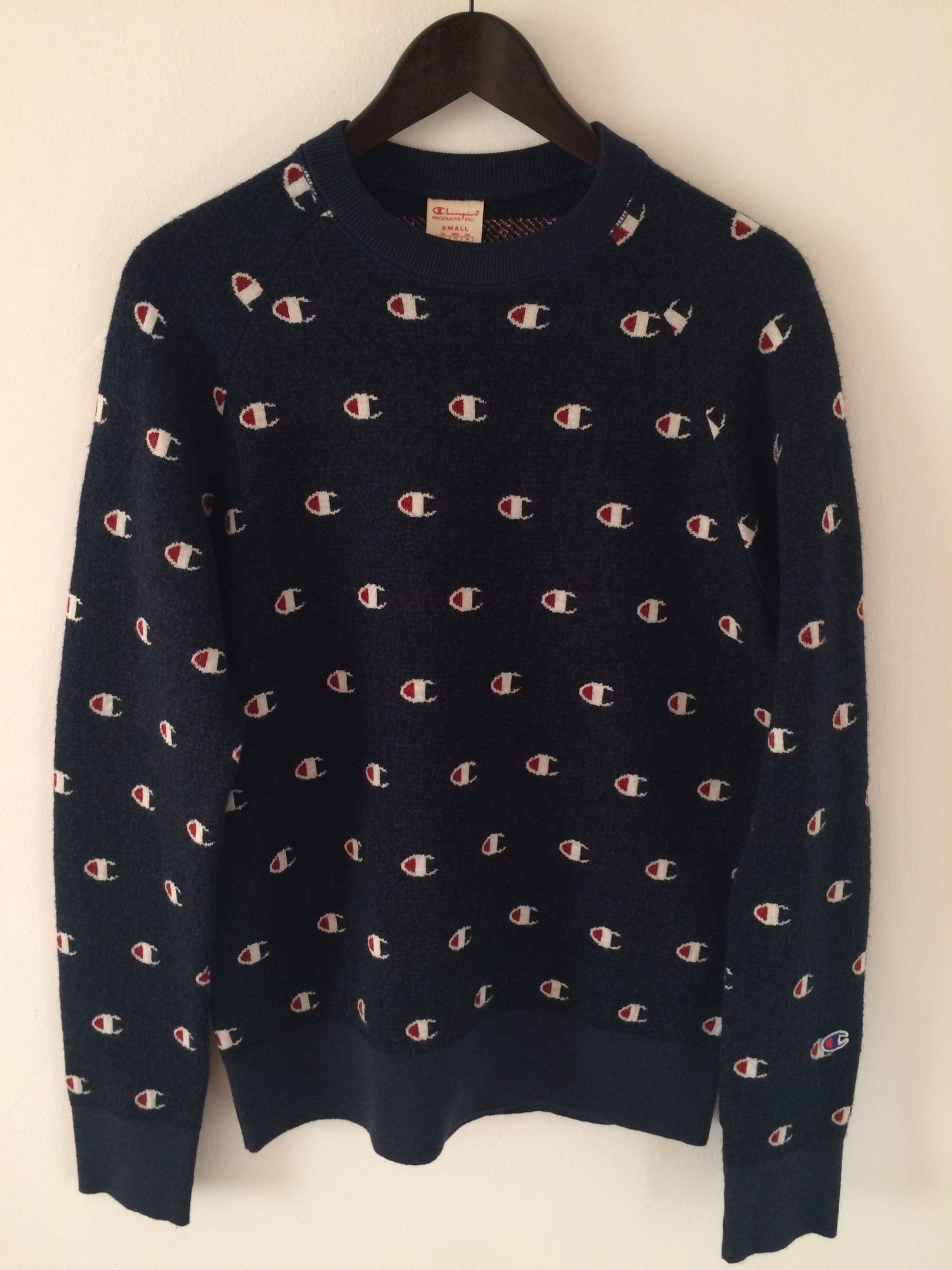 Champion Champion Monogram Logo Sweatshirt Made in Italy Size US M / EU 48-50 / 2 - 1 Thumbnail