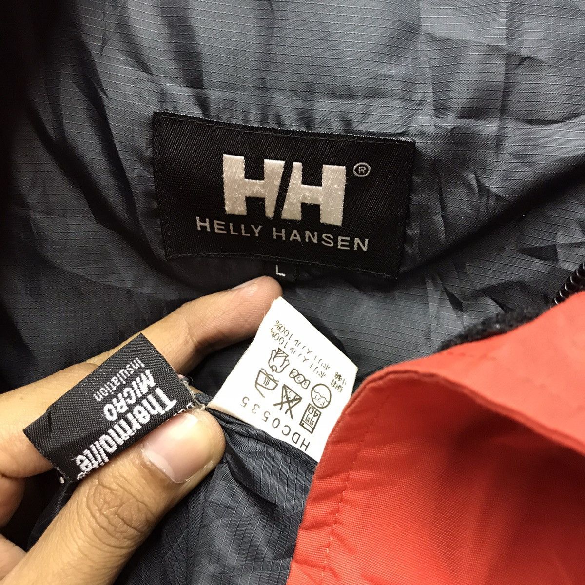 Helly Hansen Ski jacket winter hooded orange color Size US L / EU 52-54 / 3 - 5 Thumbnail
