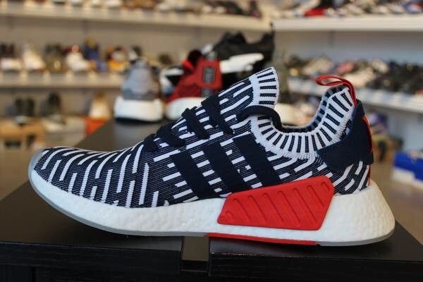 Adidas nmd hotsell r2 usa