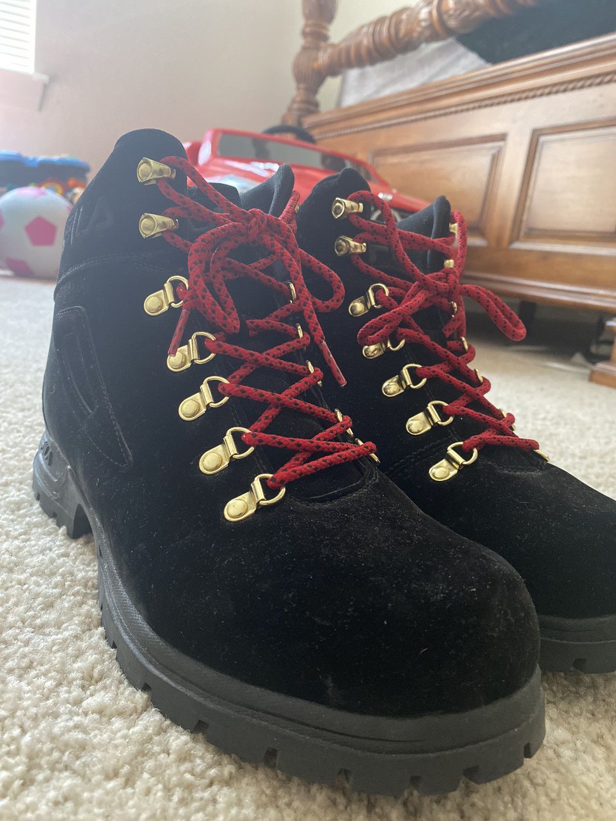 Fila Men’s Suede Fila Hiking Boots Size US 11.5 / EU 44-45 - 1 Preview