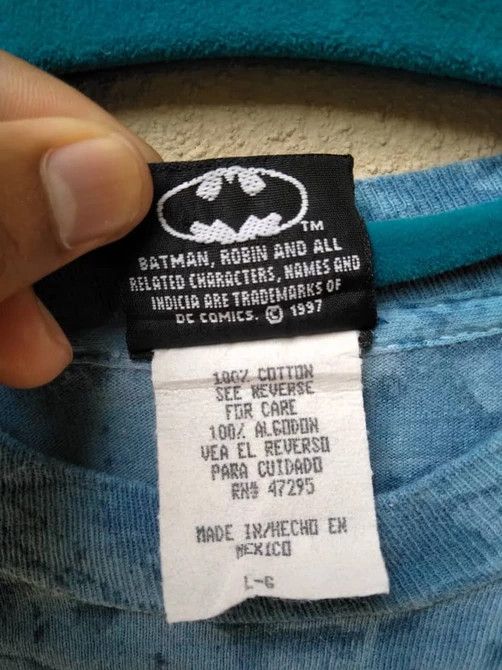 DC Comics 90s BATMAN & ROBIN TIE DYE Size US M / EU 48-50 / 2 - 3 Thumbnail