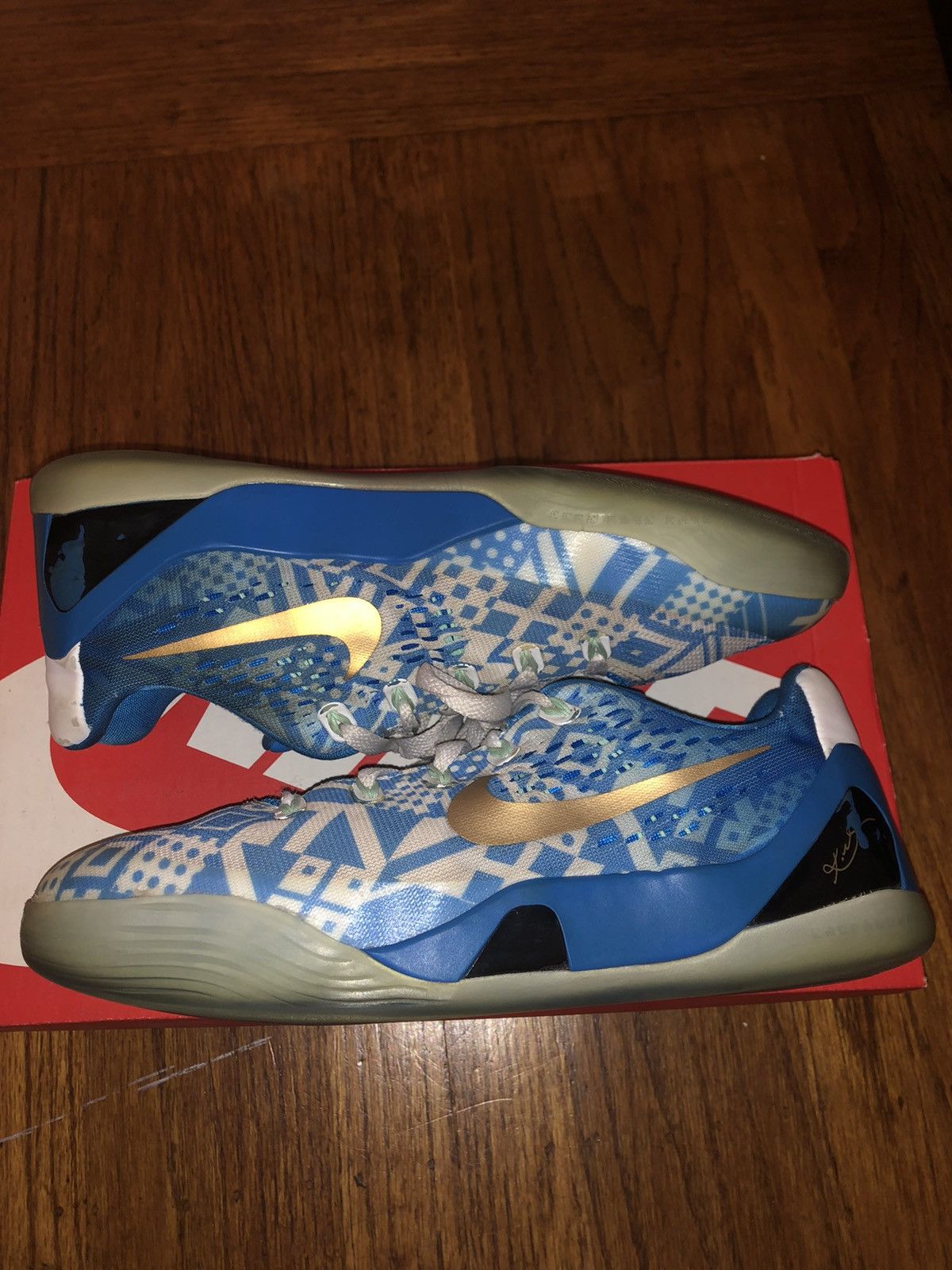 Nike Nike Kobe 9 EM Low Hyper Cobalt Size US 7 / EU 40 - 5 Thumbnail