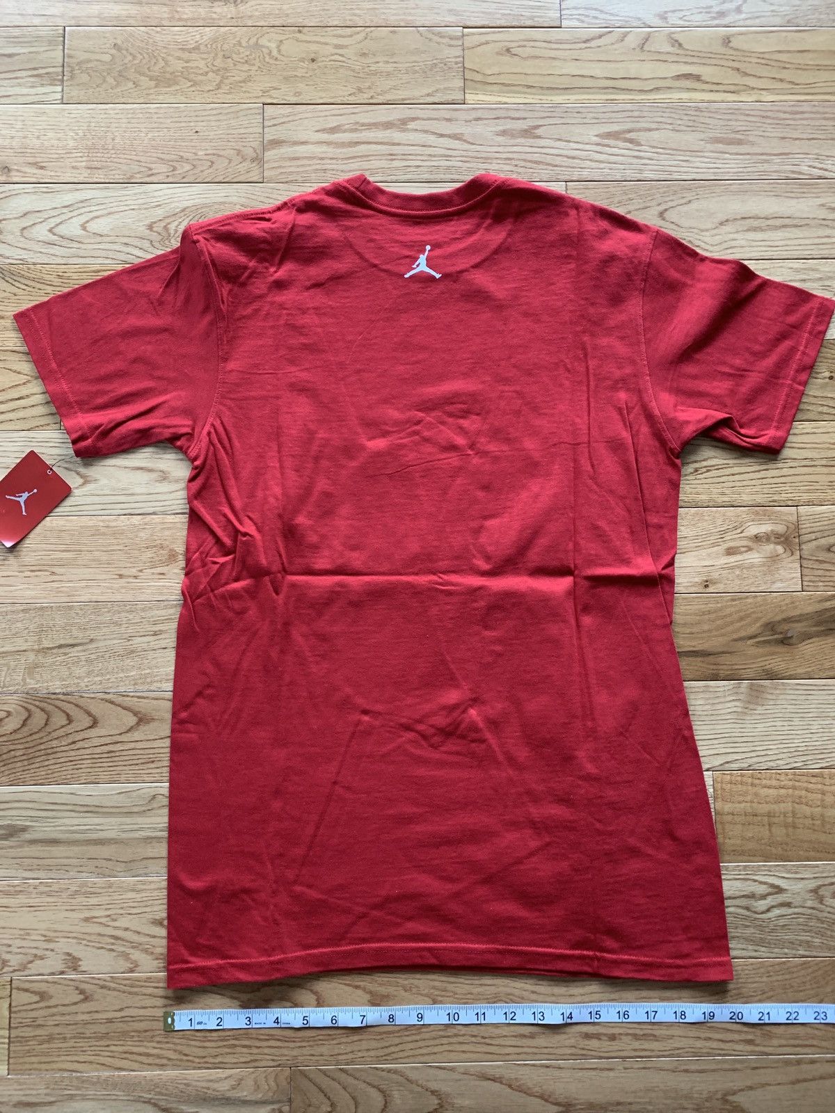 Jordan Brand Jordan 1 bulls t shirt Size US M / EU 48-50 / 2 - 4 Thumbnail