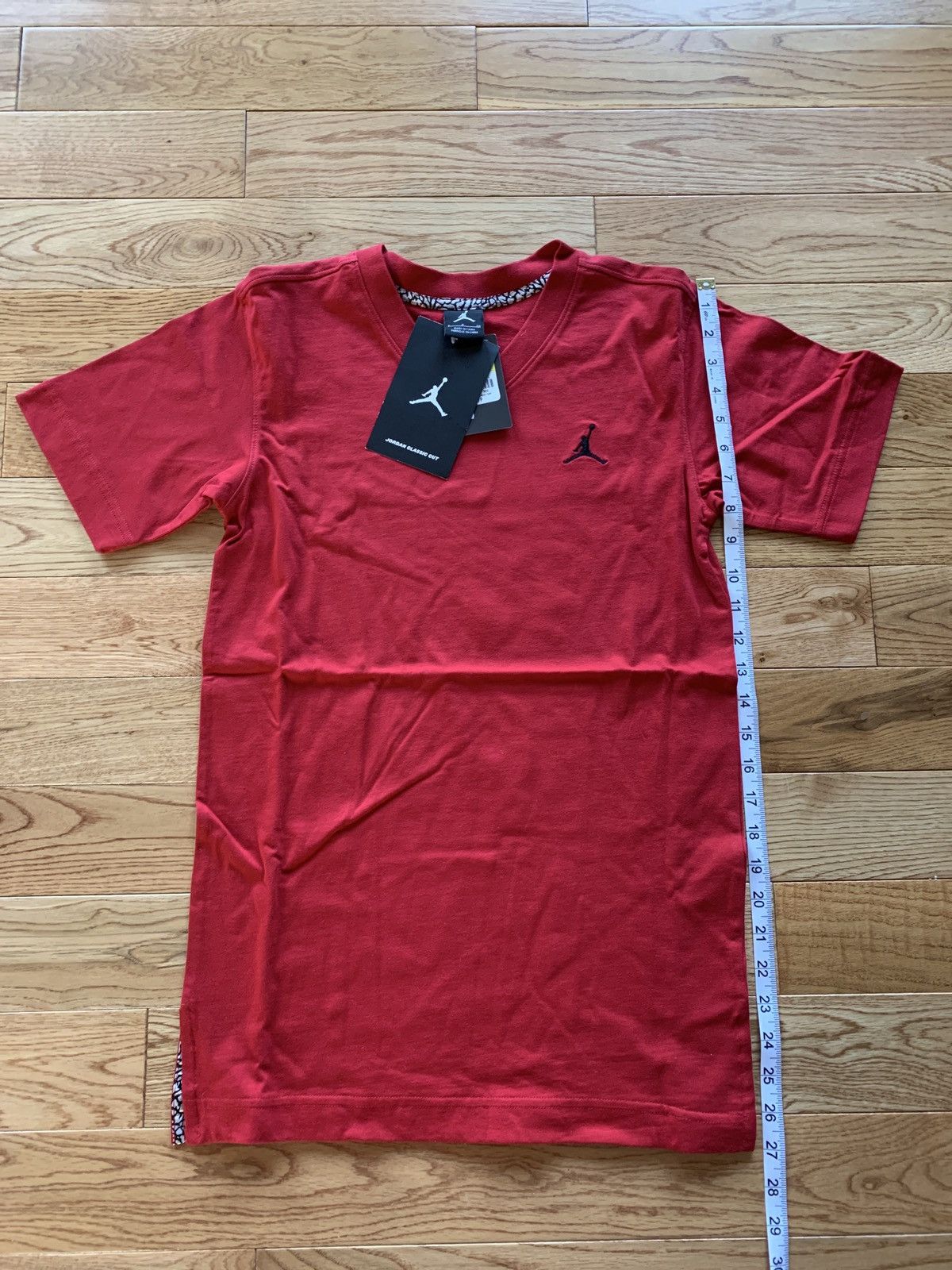 Jordan Brand Jordan v neck long t Size US S / EU 44-46 / 1 - 2 Thumbnail