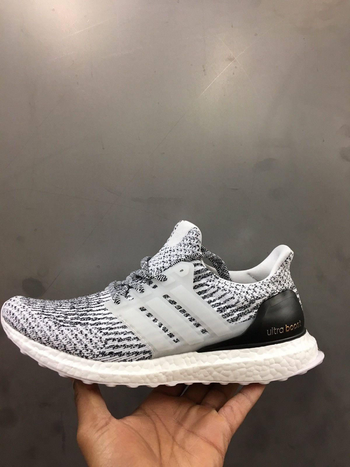 ultraboost zebra
