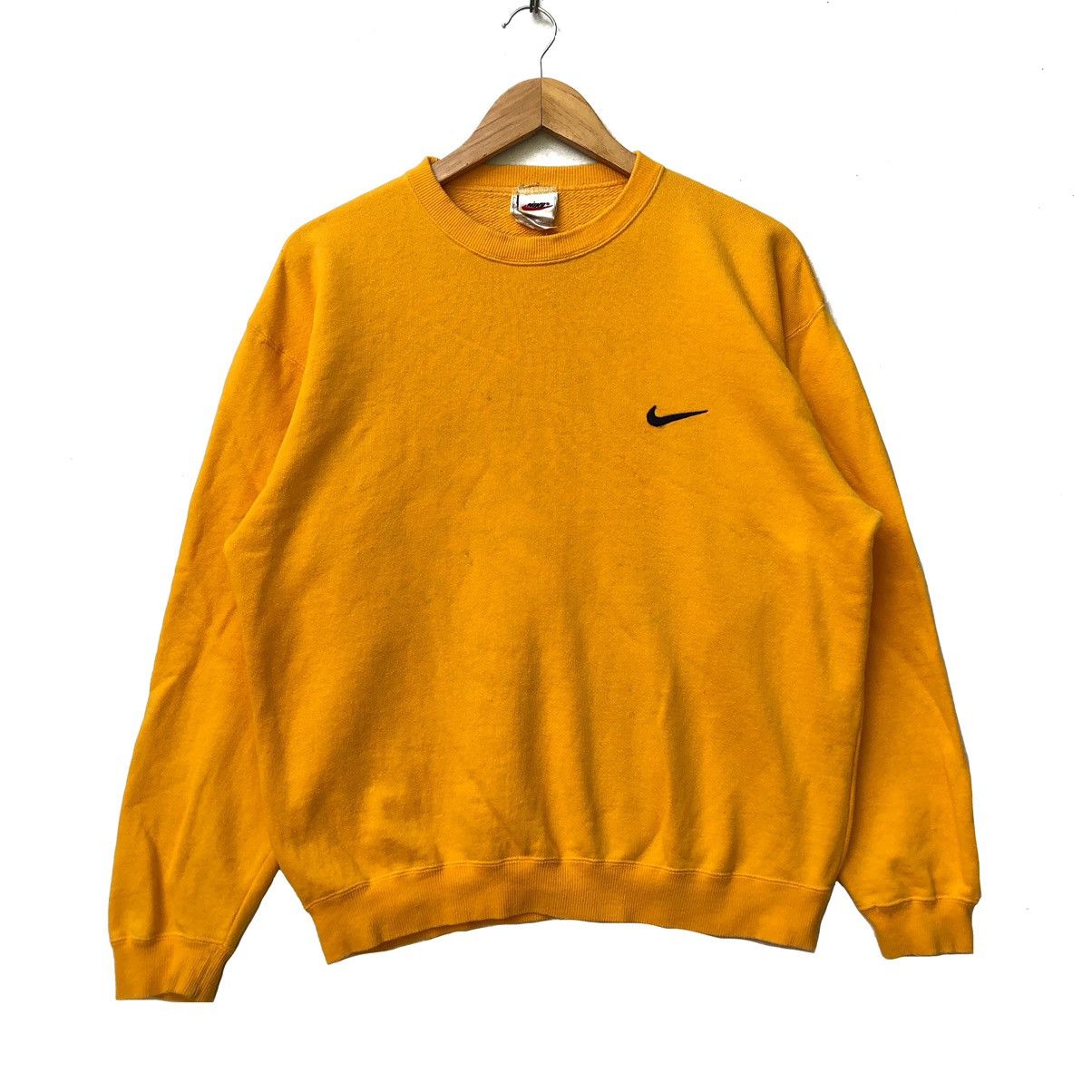 Nike × Vintage Vintage Nike Swoosh Yellow Colour Size US M / EU 48-50 / 2 - 1 Thumbnail