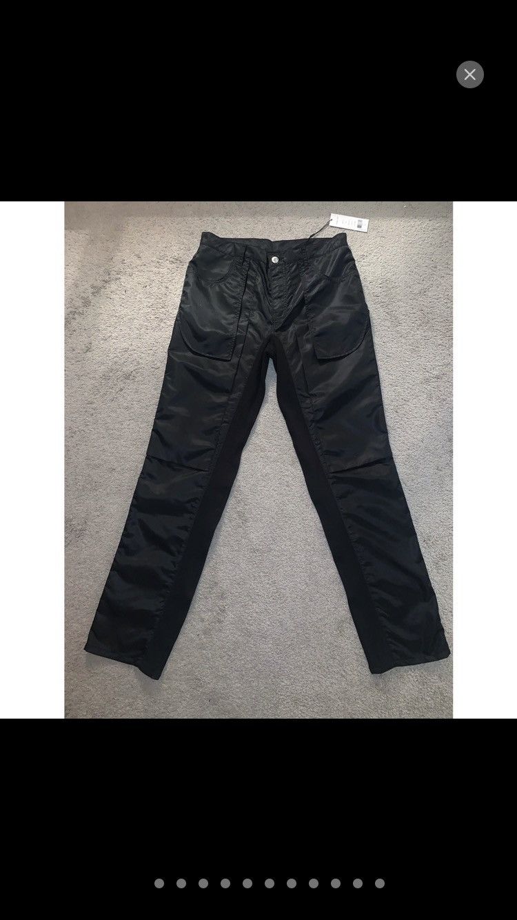 Helmut Lang Helmut Lang inside out nylon pants Size US 32 / EU 48 - 1 Thumbnail