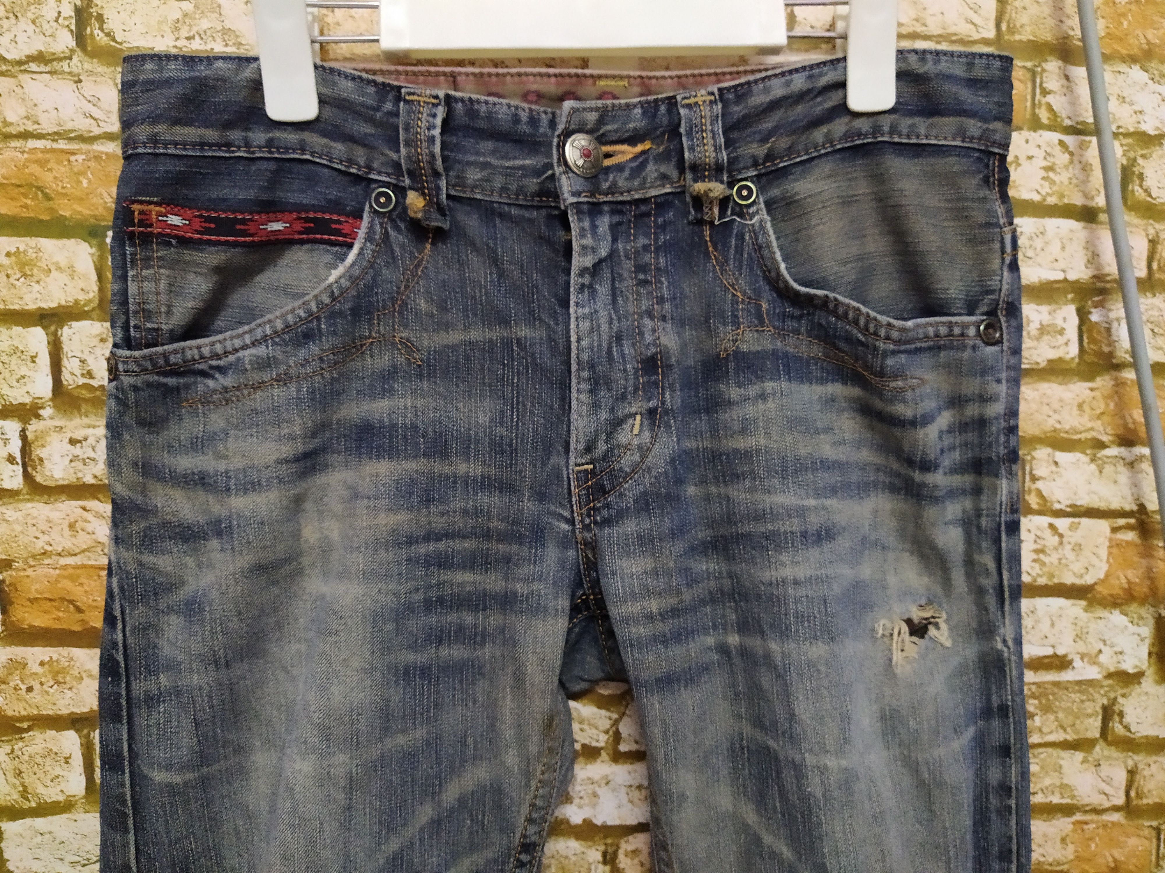 Edwin EDWIN JAPAN DISTRESSED DENIM LEATHER CRAFT (B386) W33 Size US 33 - 2 Thumbnail